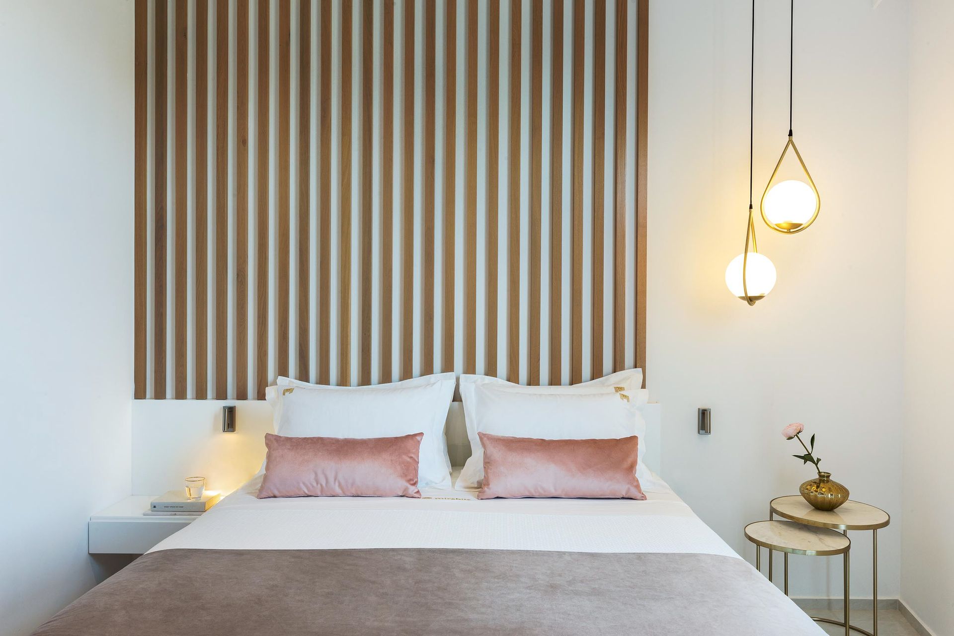 Duplex suite with spa bath (Morganite) | 33m2