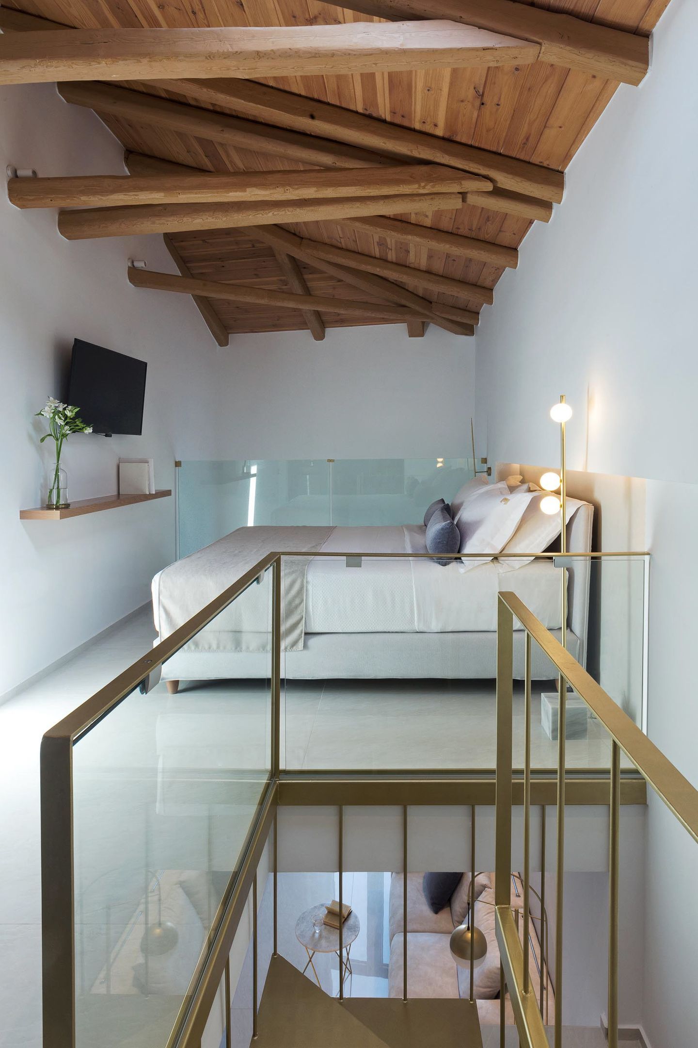 Duplex suite (Amethyst) | 40m2