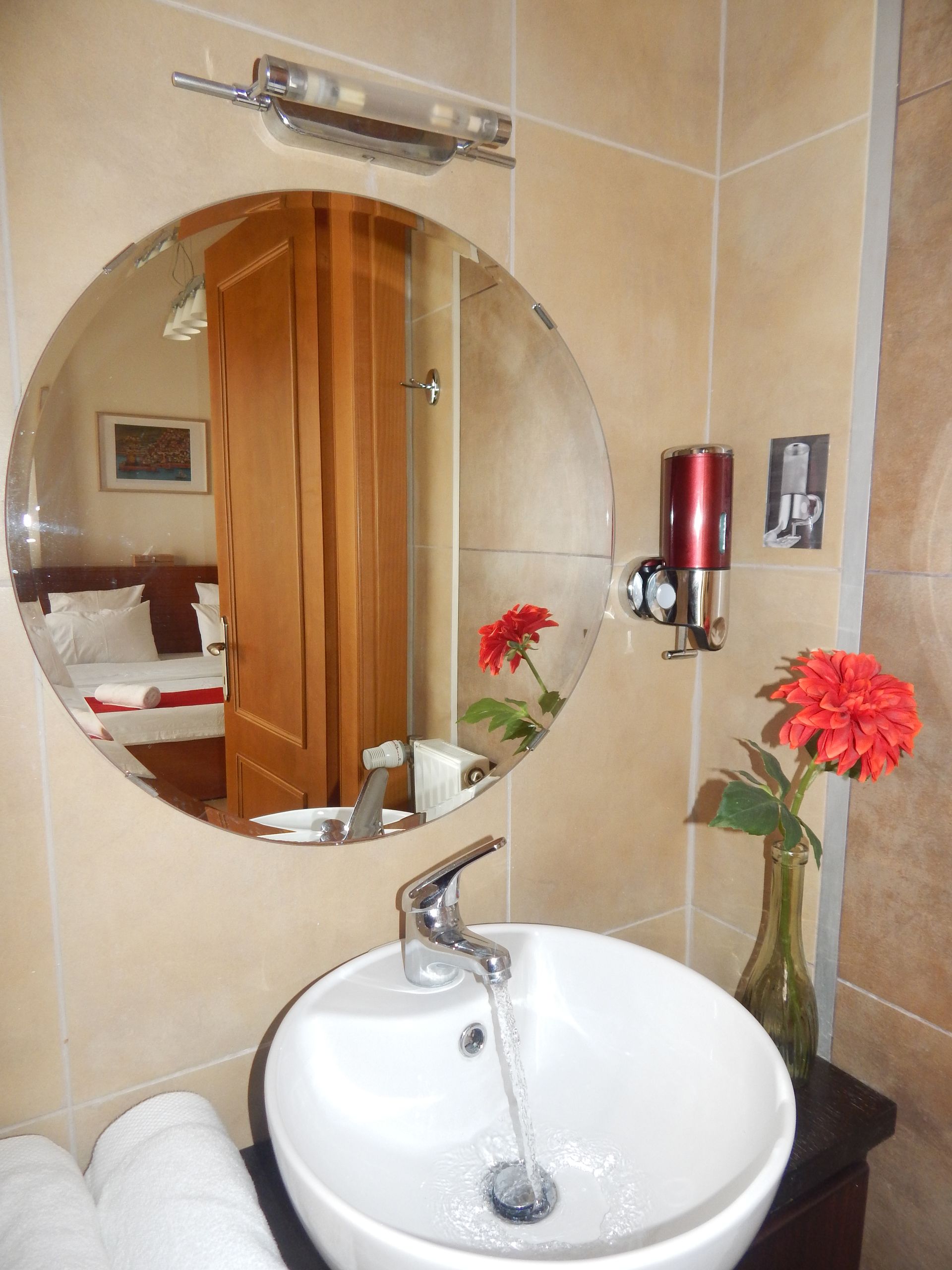 No3 - Studio with Balcony