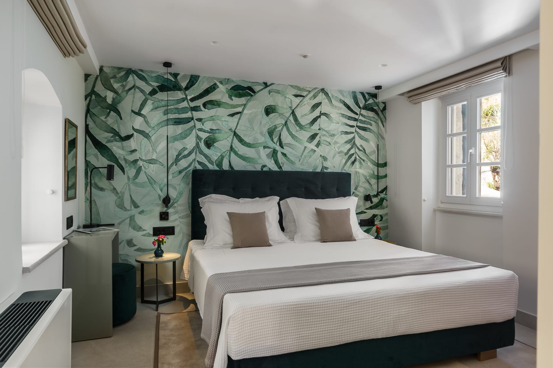 Executive Suite Cantons View