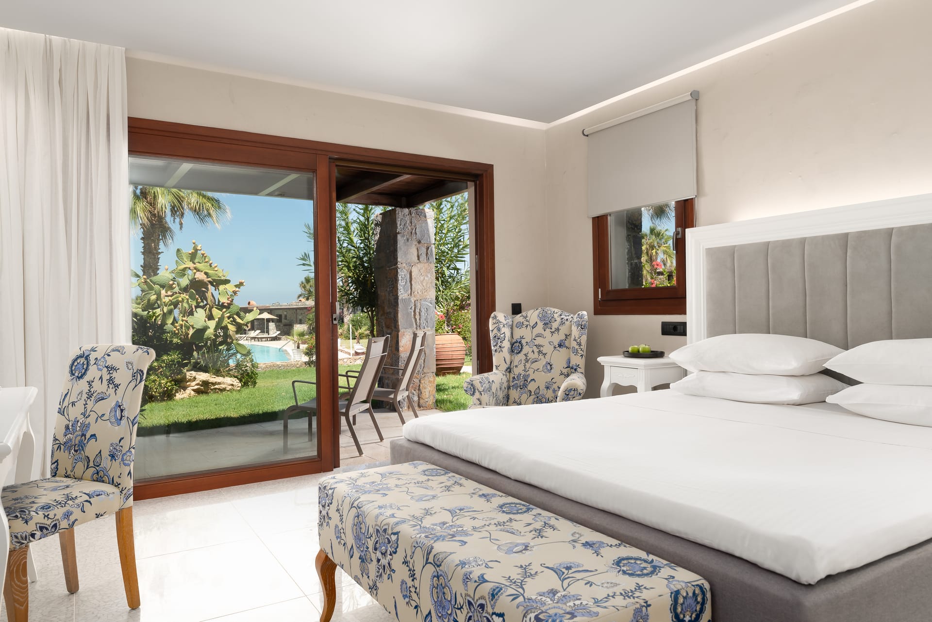 SUPERIOR SEA VIEW  2 Bedrooms