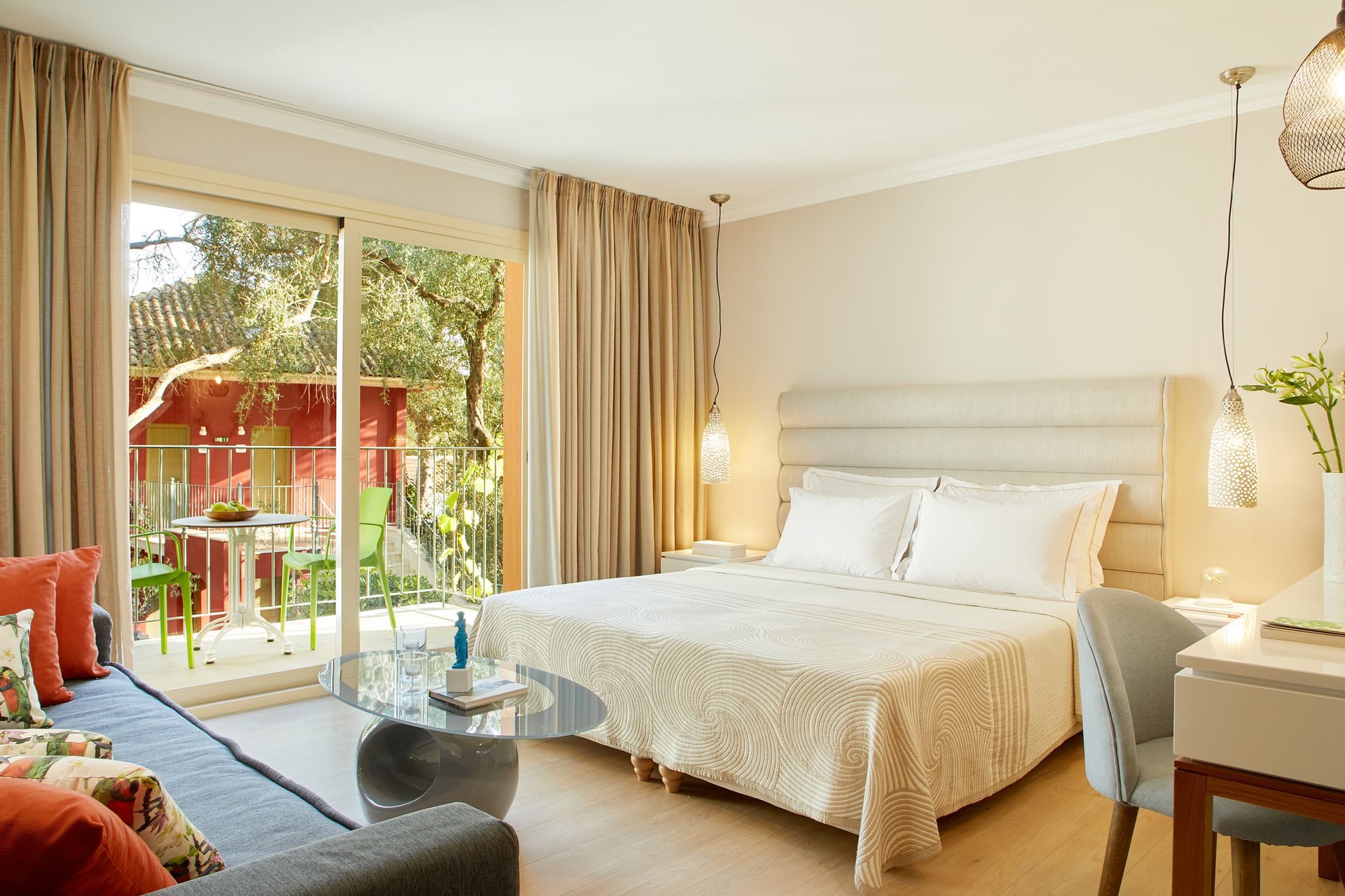 Premium Garden Room