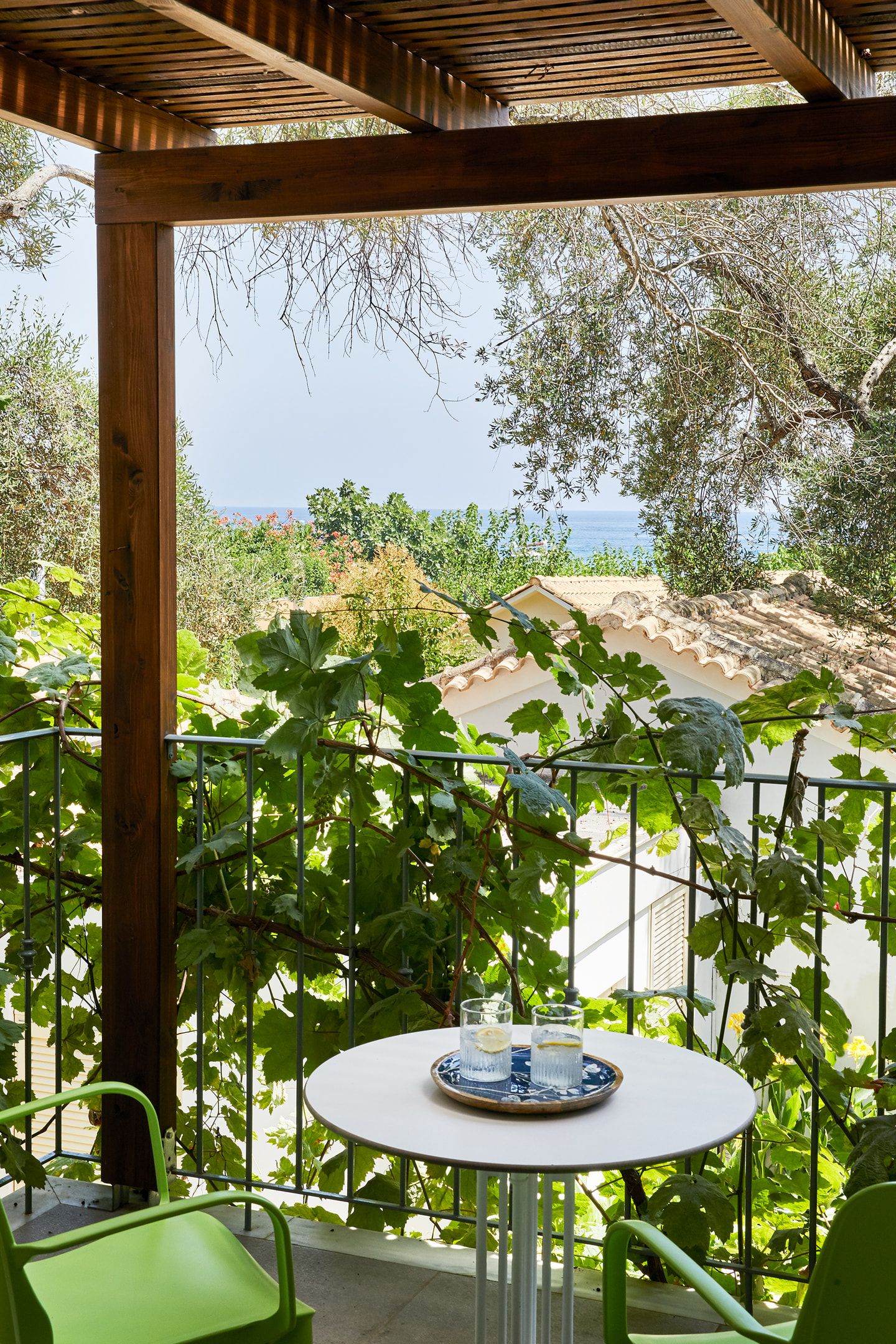 Premium Garden Room with Partial Sea View