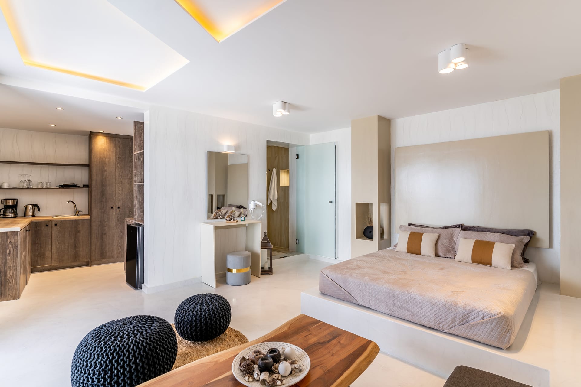 Villa Thea with Hot Tub Jacuzzi