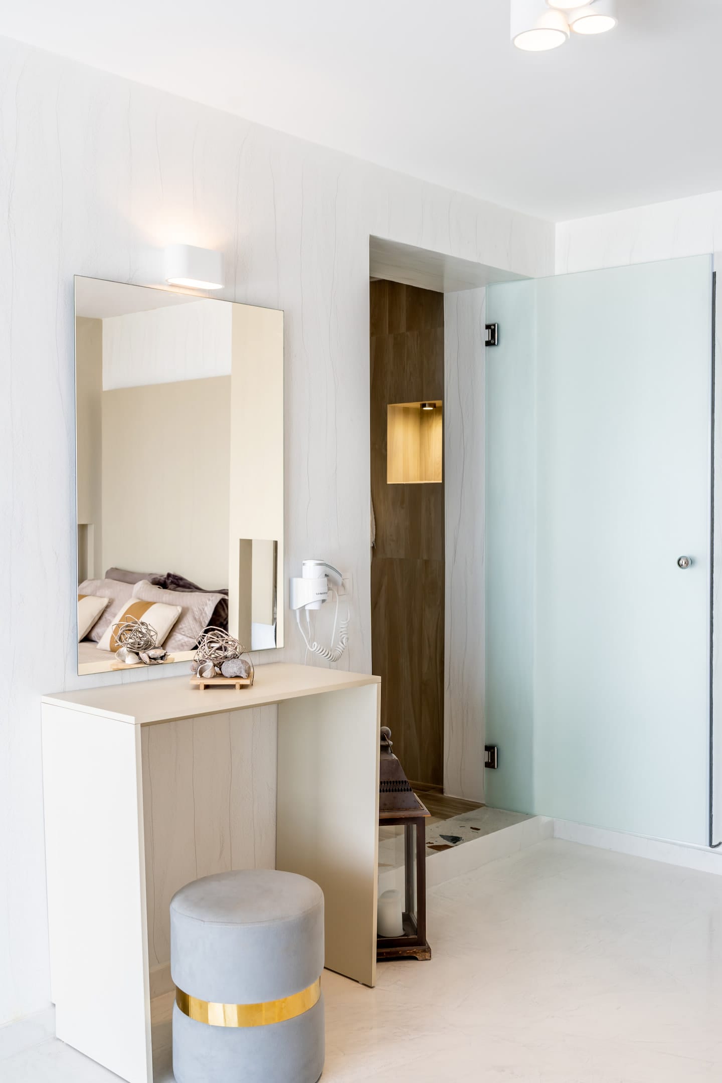 Villa Thea with Hot Tub Jacuzzi