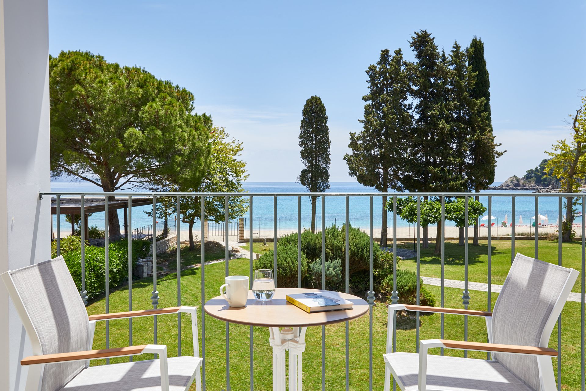 Horizon Suite with Sea View and Kitchenette