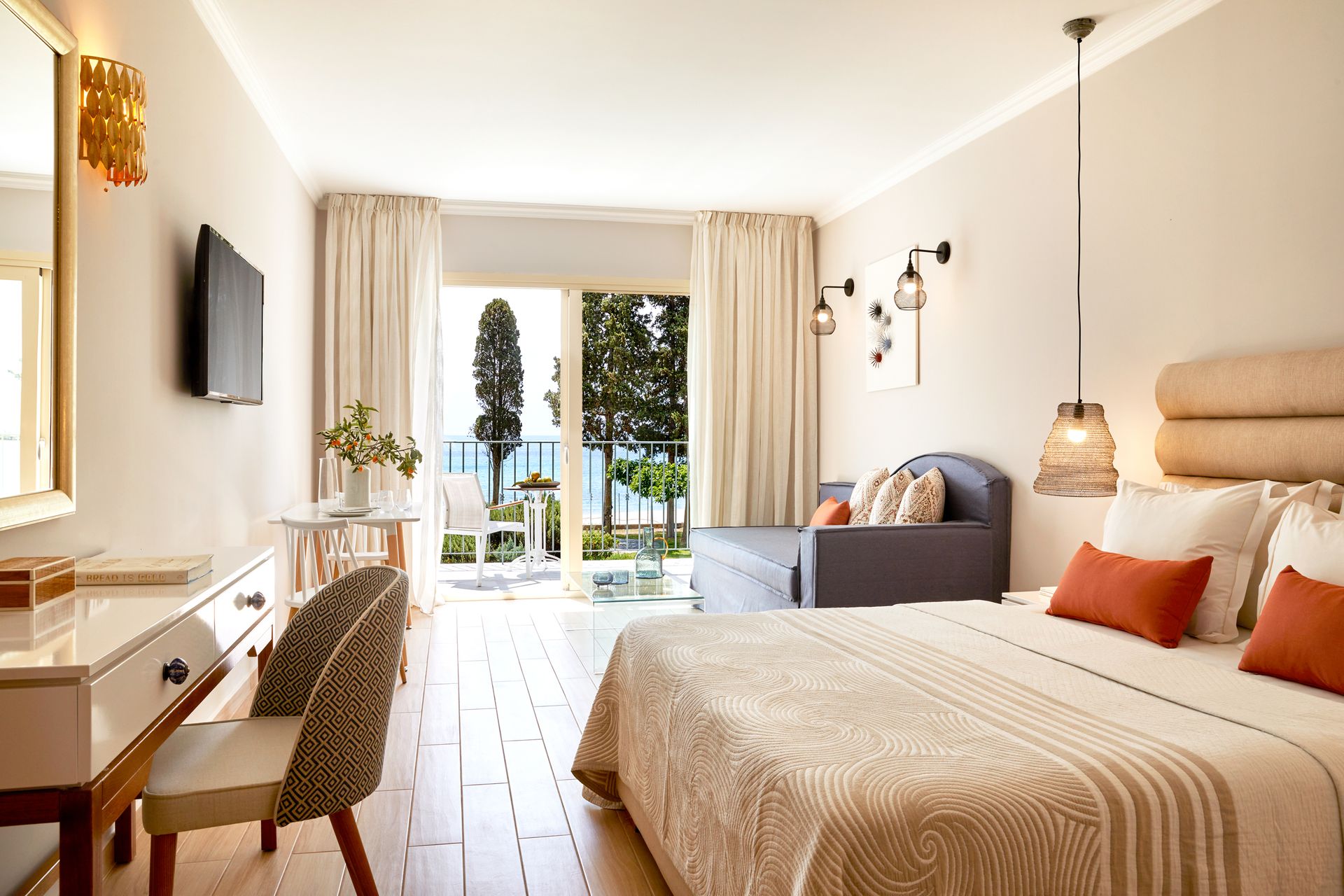 Horizon Suite with Sea View and Kitchenette