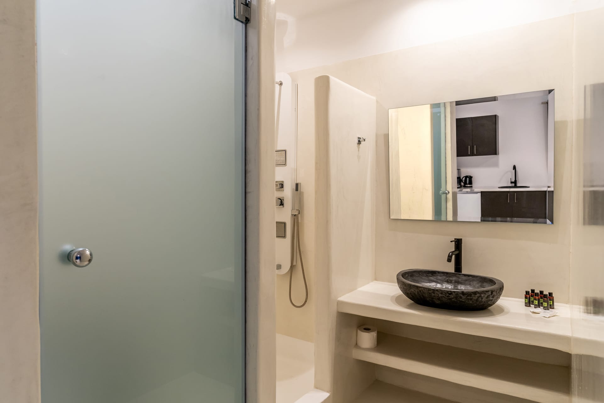 Villa Lava with Hot Tub Jacuzzi