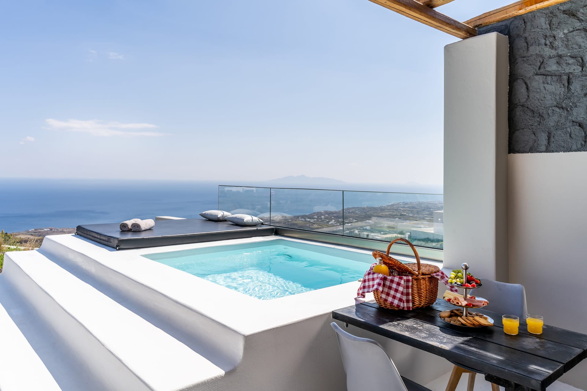 Villa Lava with Hot Tub Jacuzzi