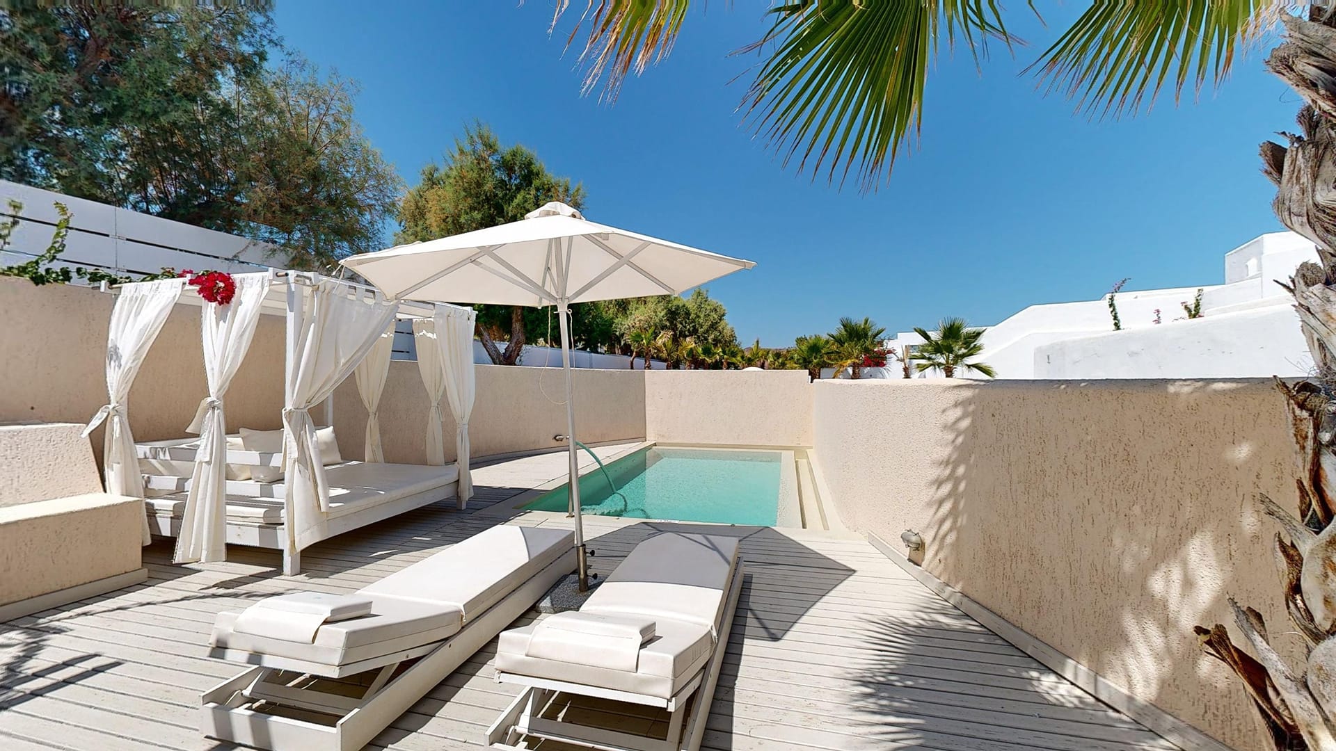 Sea View Spa Suite with Private Heated Pool and Beach Cabana