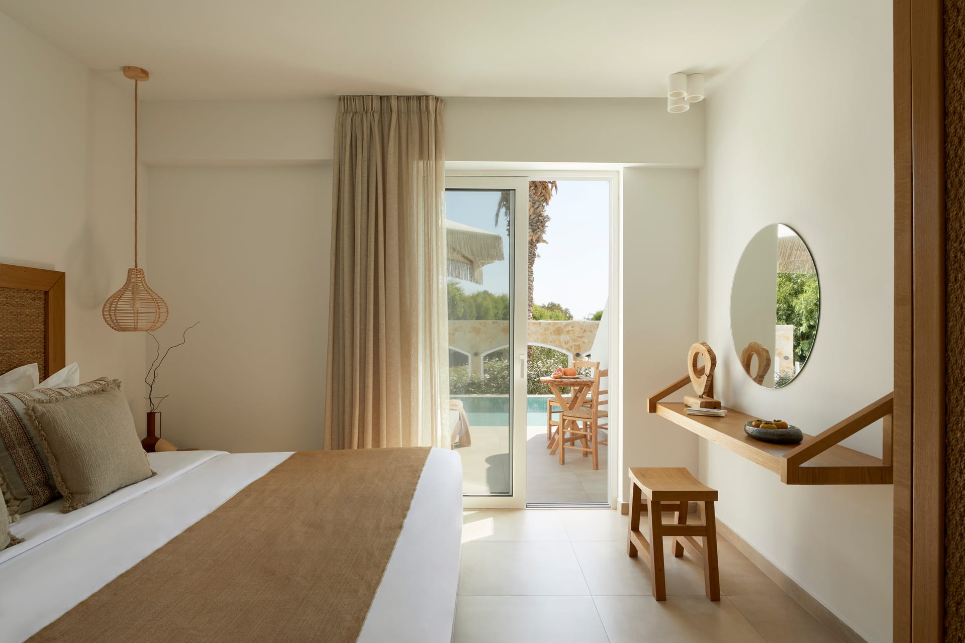 Superior Room with Shared Pool