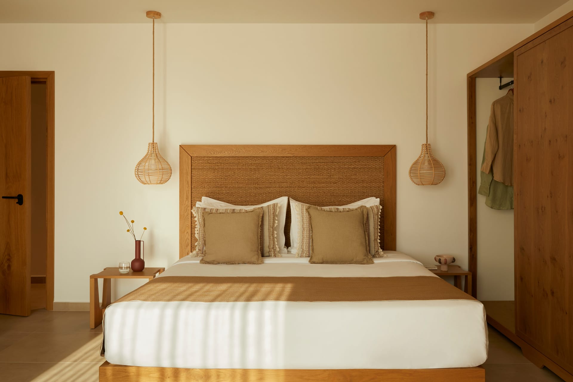 Junior Suite with open-air whirlpool