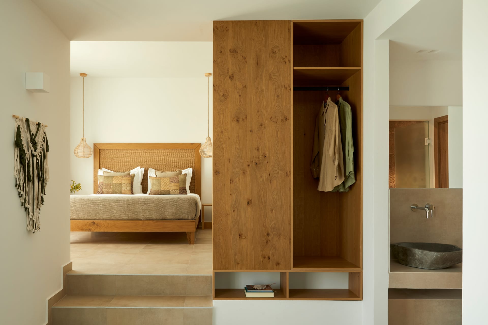 Junior Suite with open-air whirlpool