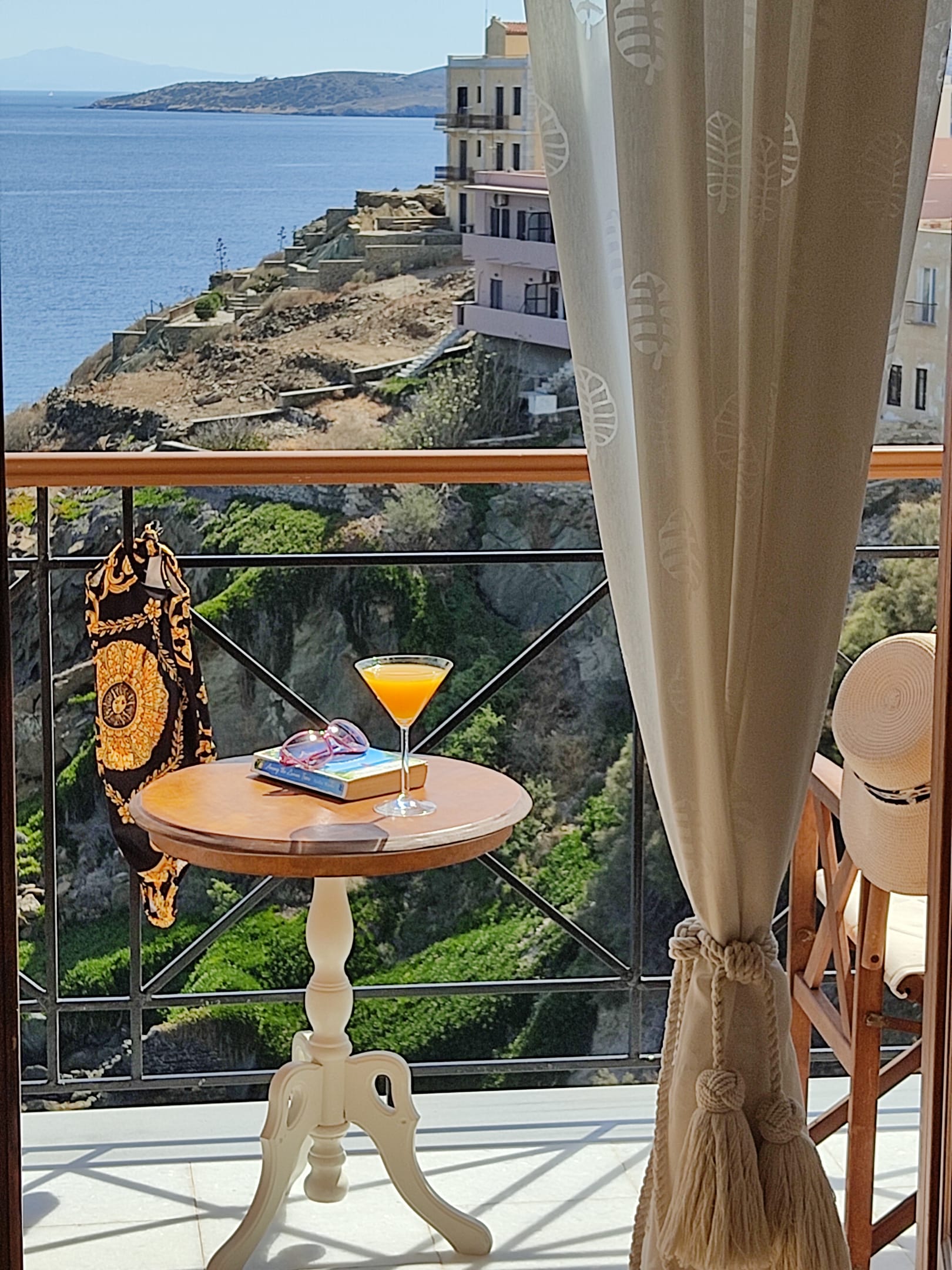 Celadon King Suite sea view with Balcony