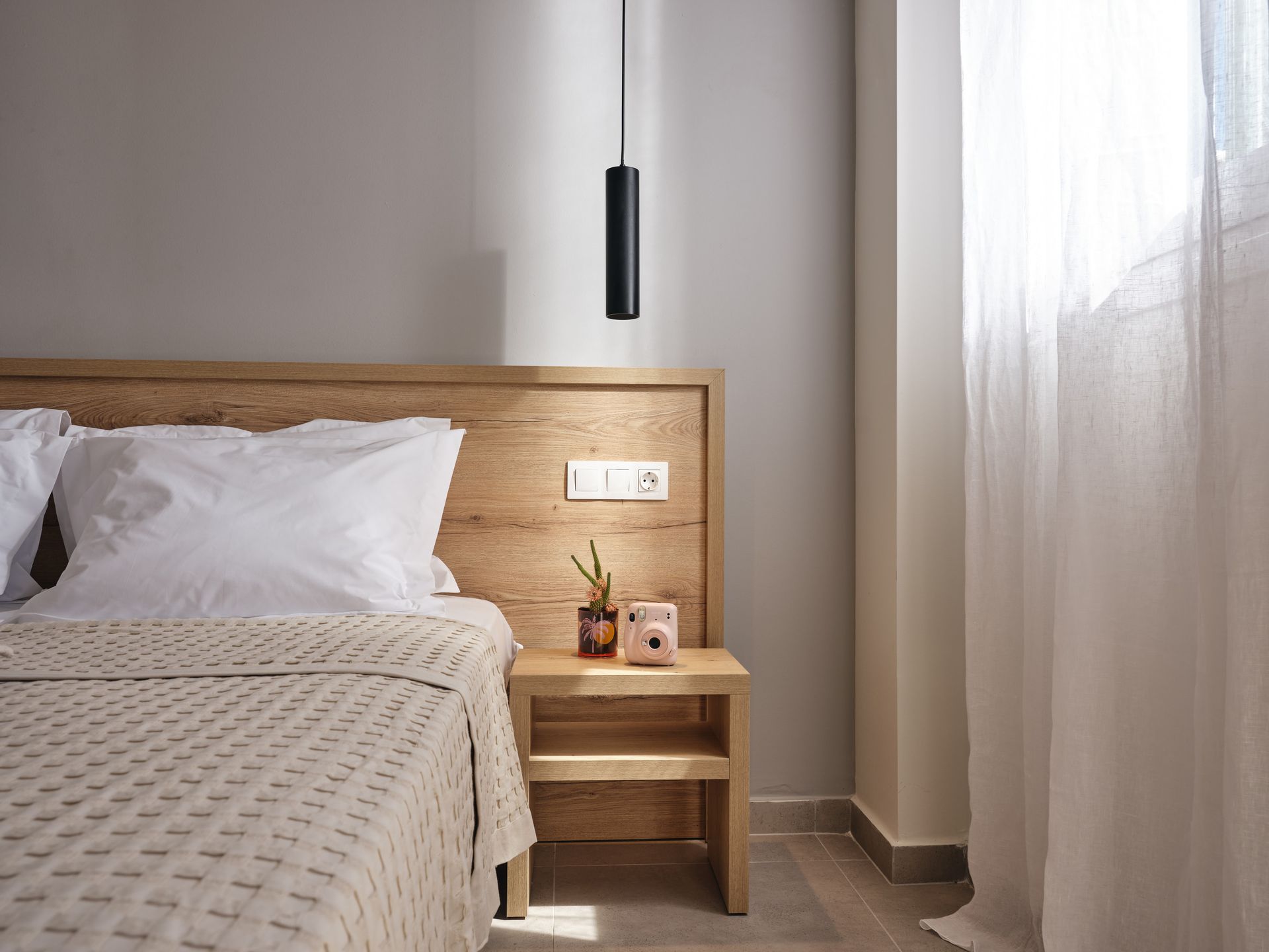 One Bedroom Apartment