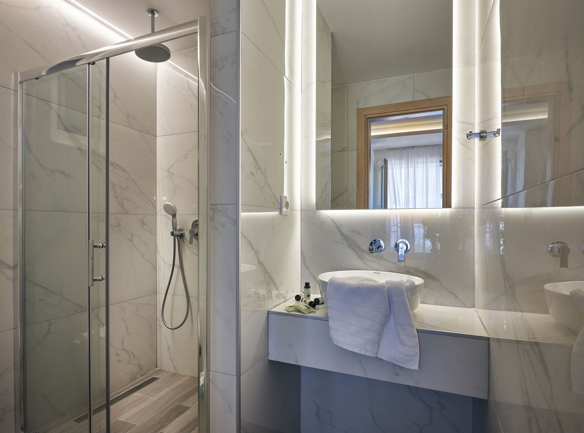 Deluxe Double or Twin Studio