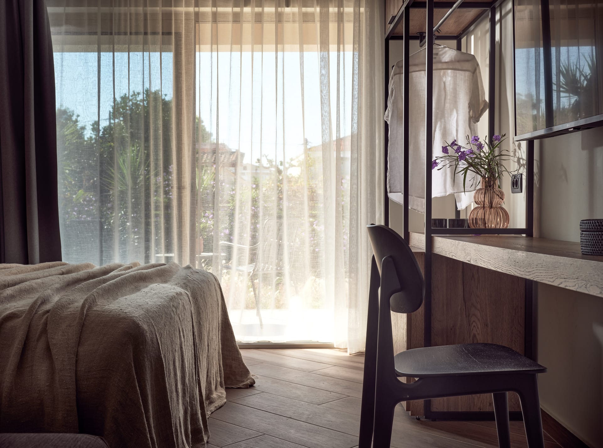 Deluxe Triple Studio