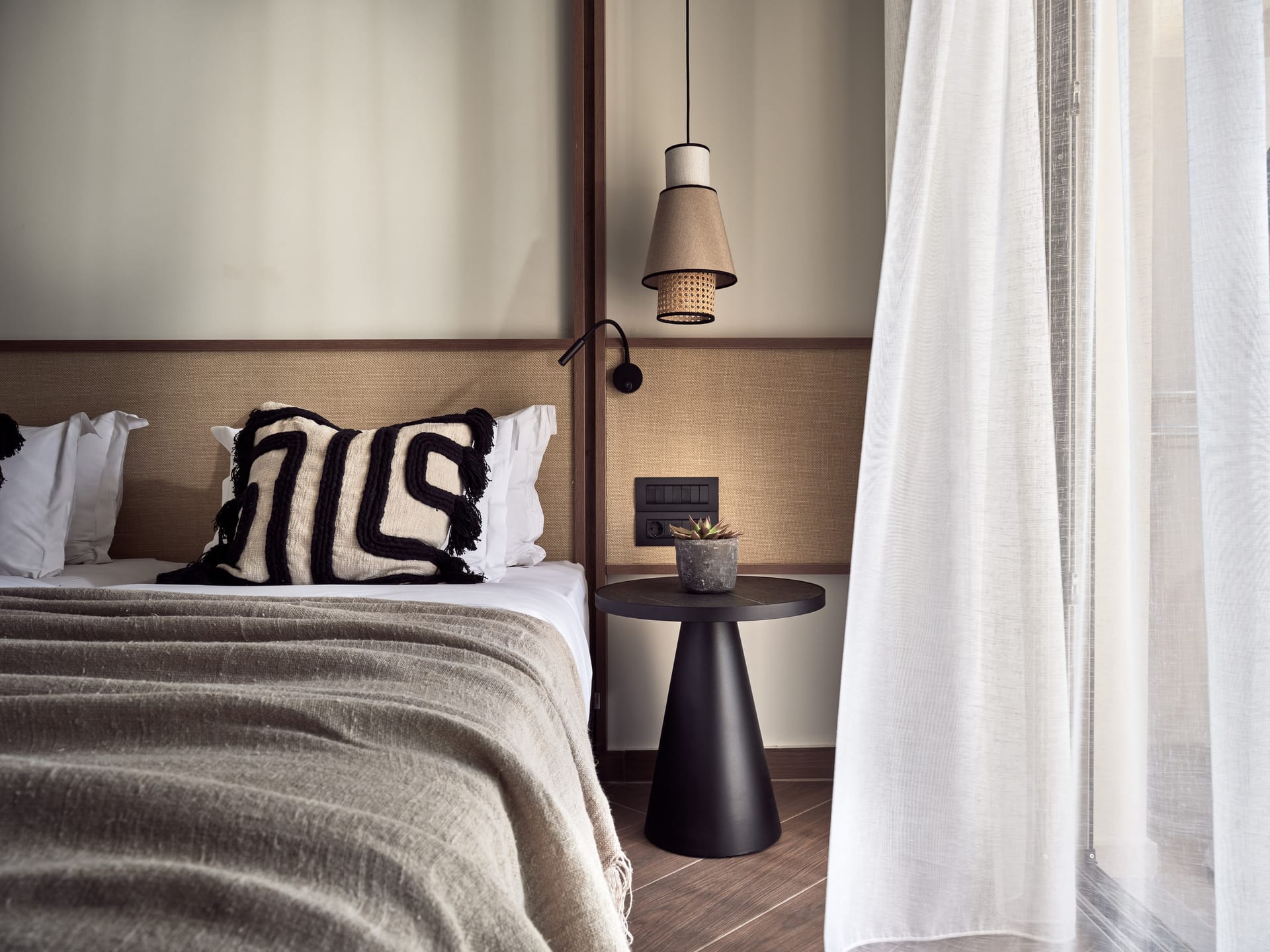 Deluxe Triple Studio