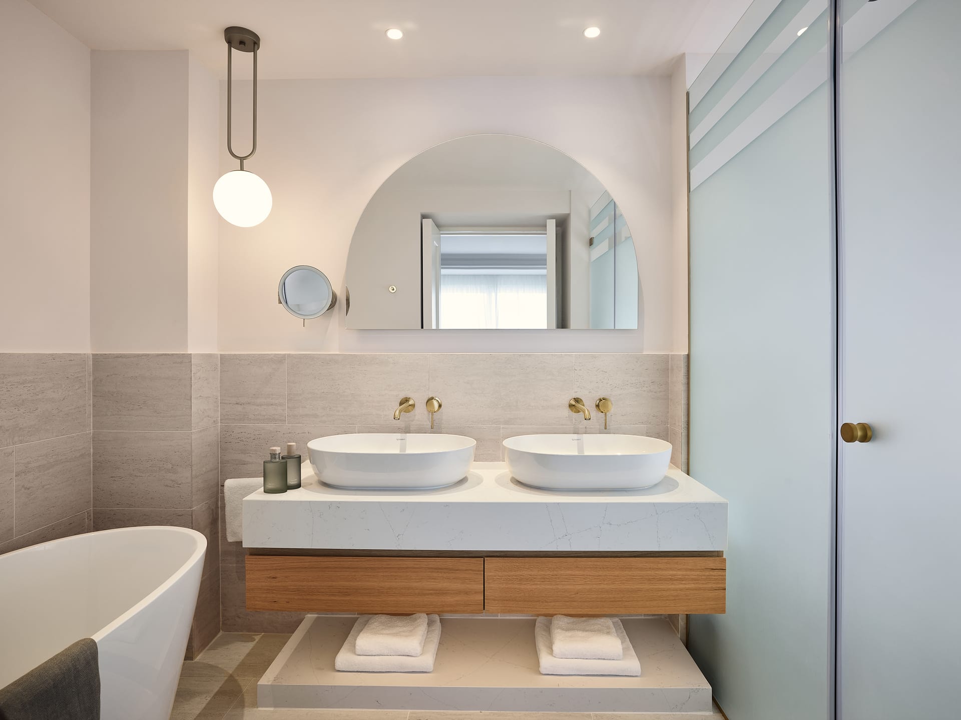 Deluxe Family Suite Garden Patio