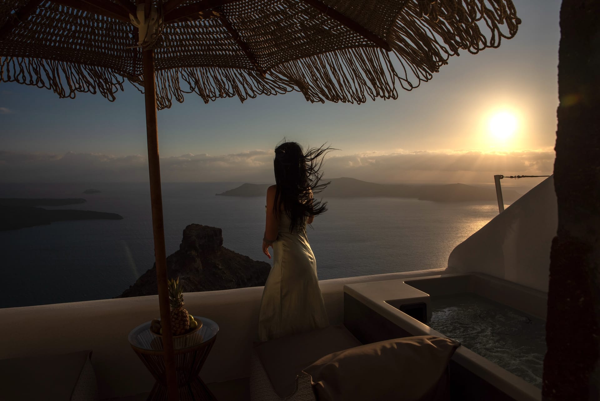 El Verano Sunset | Senior Suite with Outdoor Jacuzzi Caldera View