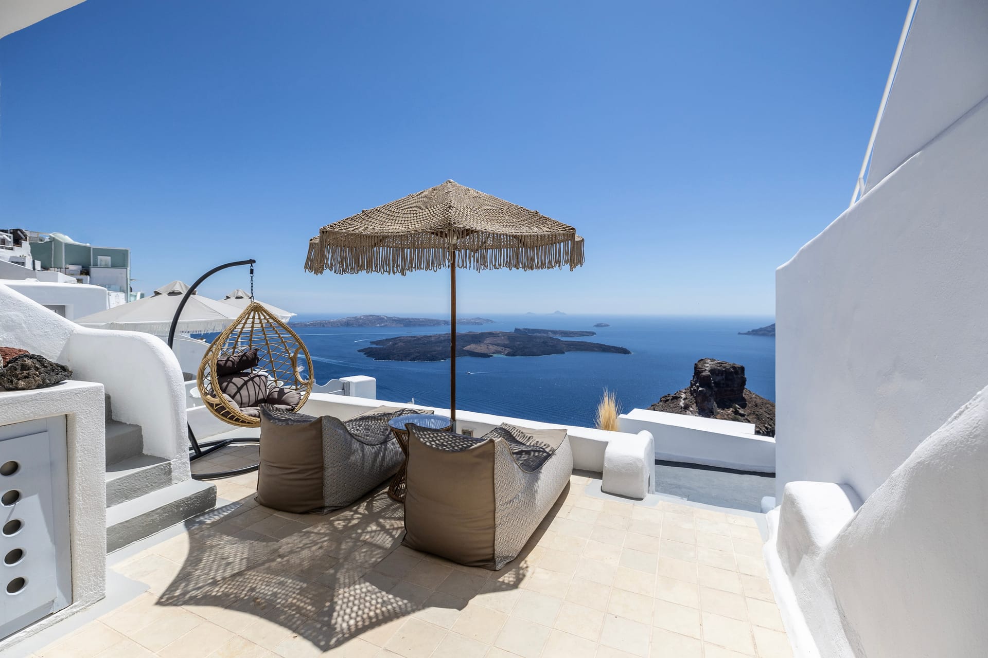 El Verano Sunset | Two Bedroom Villa with Outdoor Jacuzzi Caldera View