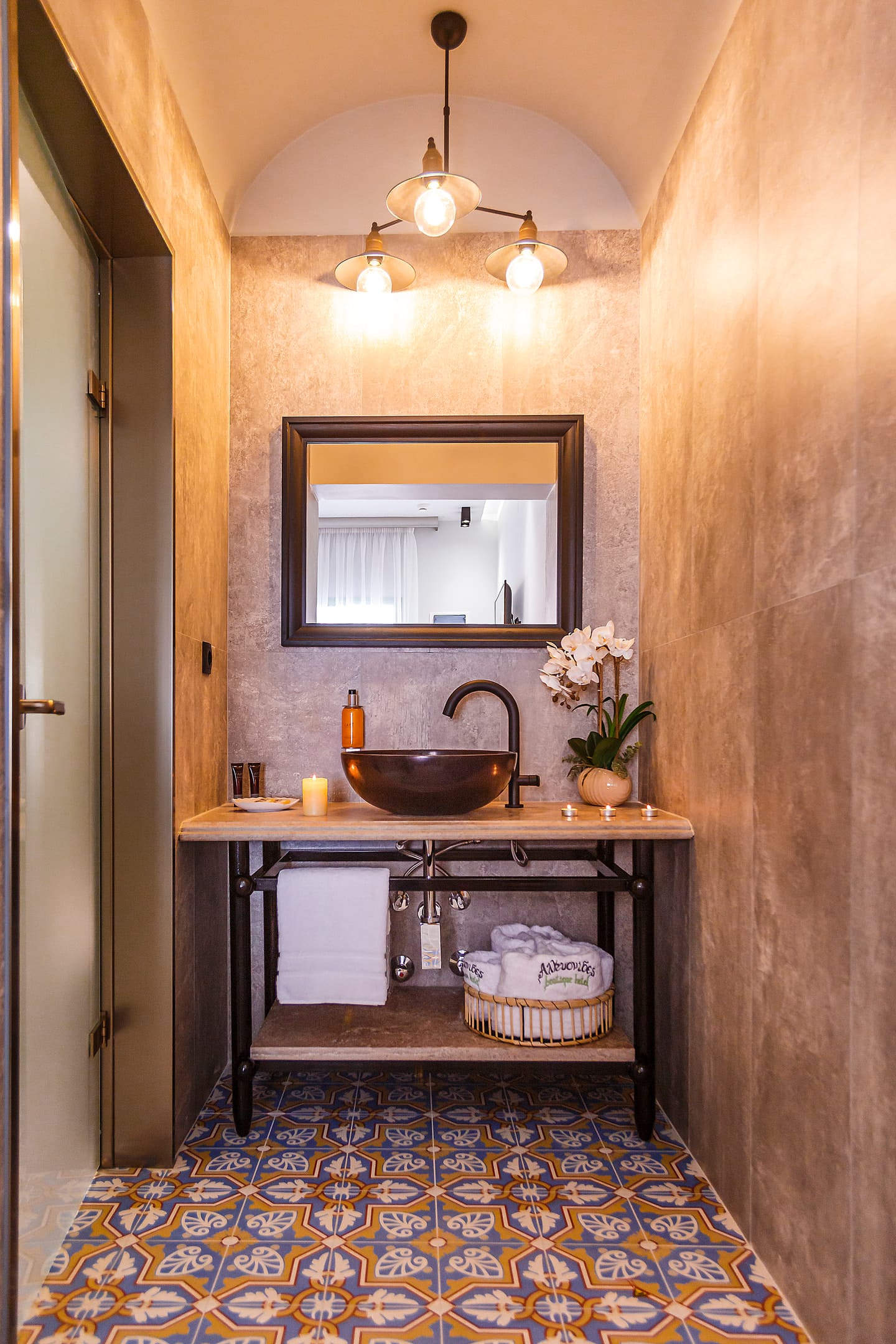 Deluxe Double Room Internal View