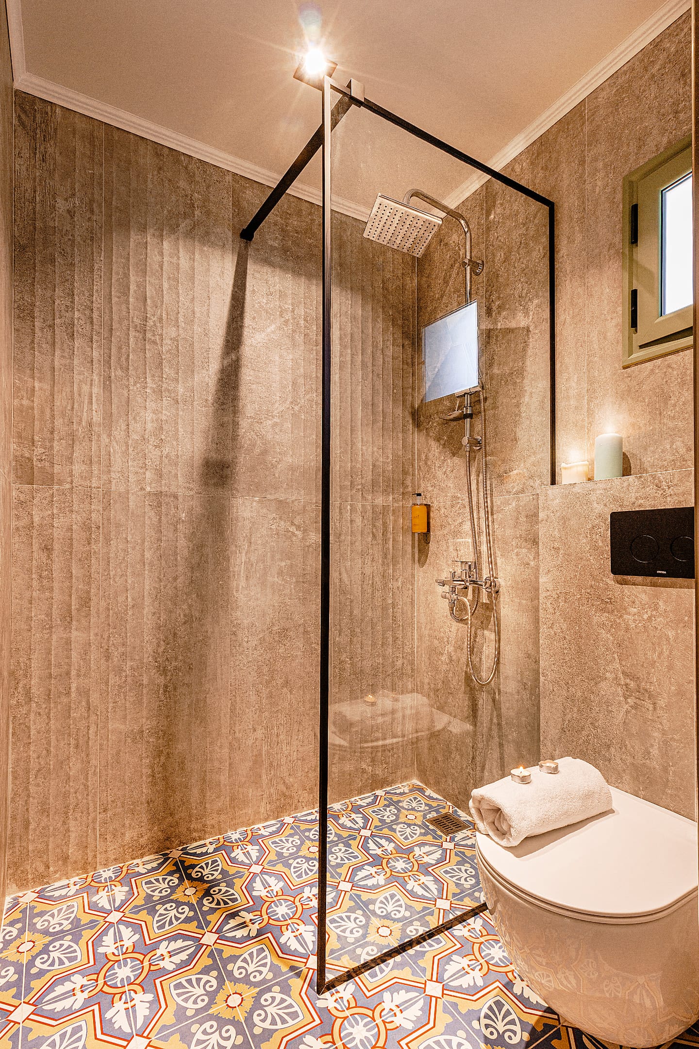 Deluxe Double Room Internal View