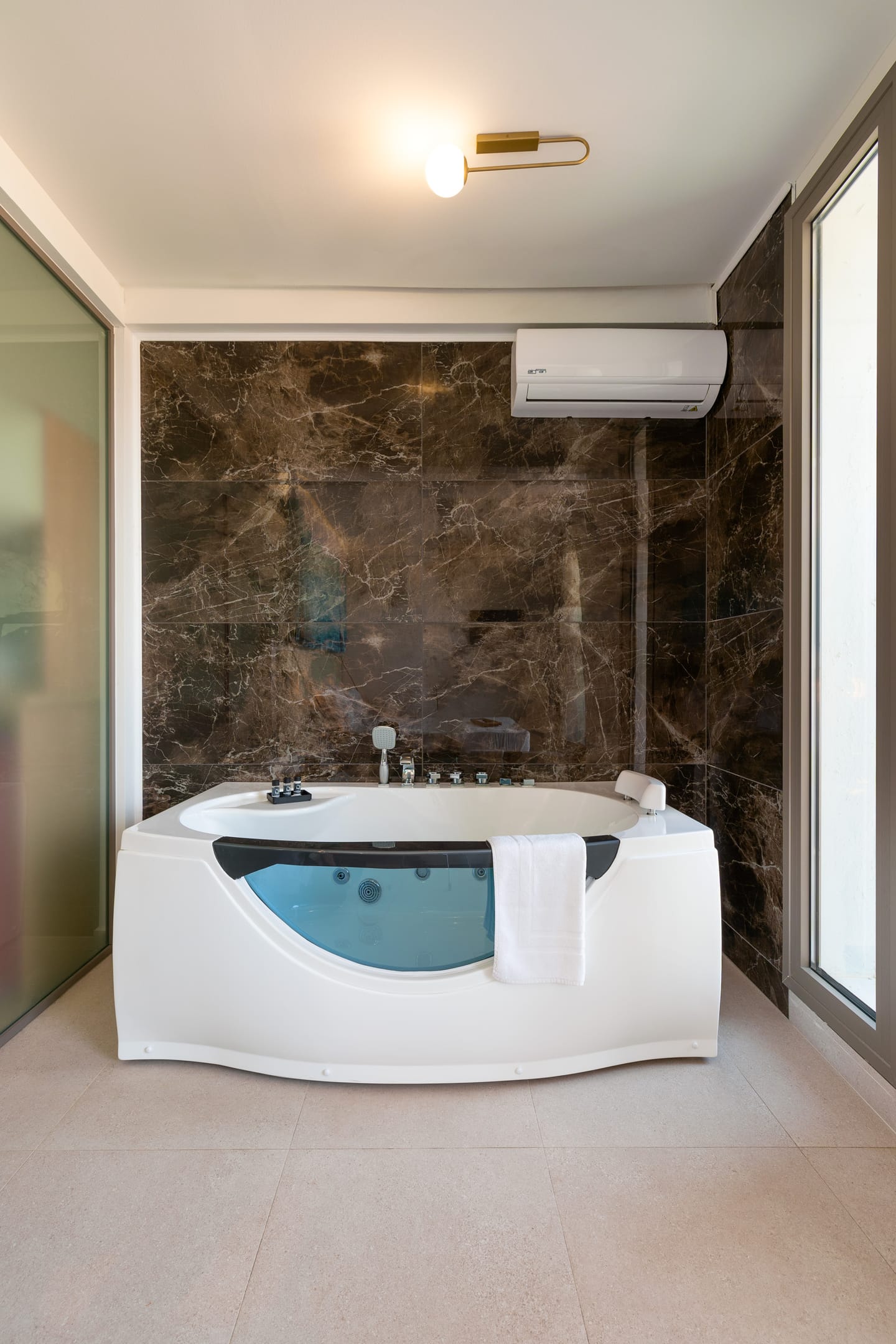 One bedroom deluxe  junior Suite with jacuzzi