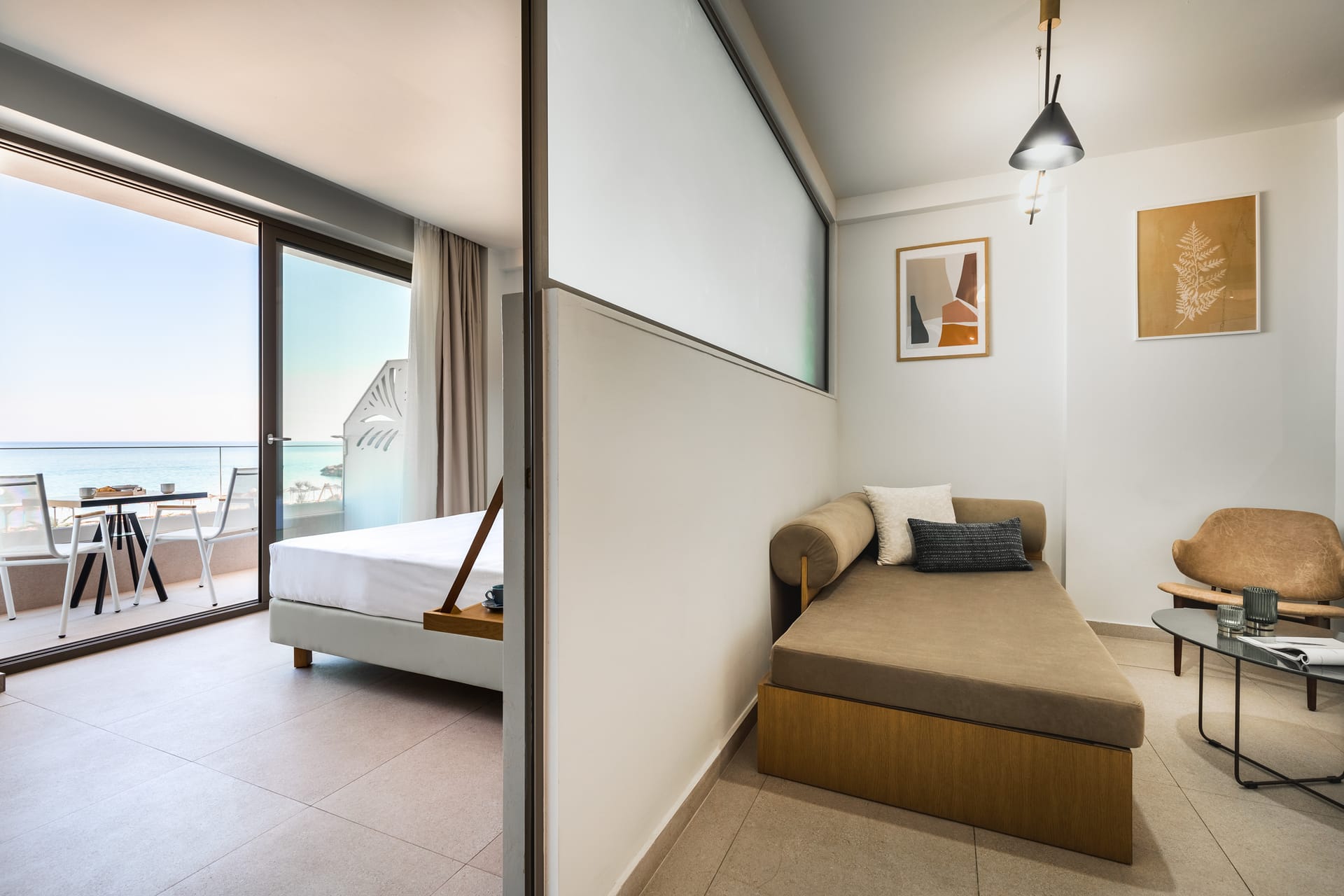 One bedroom deluxe junior Suite with jacuzzi