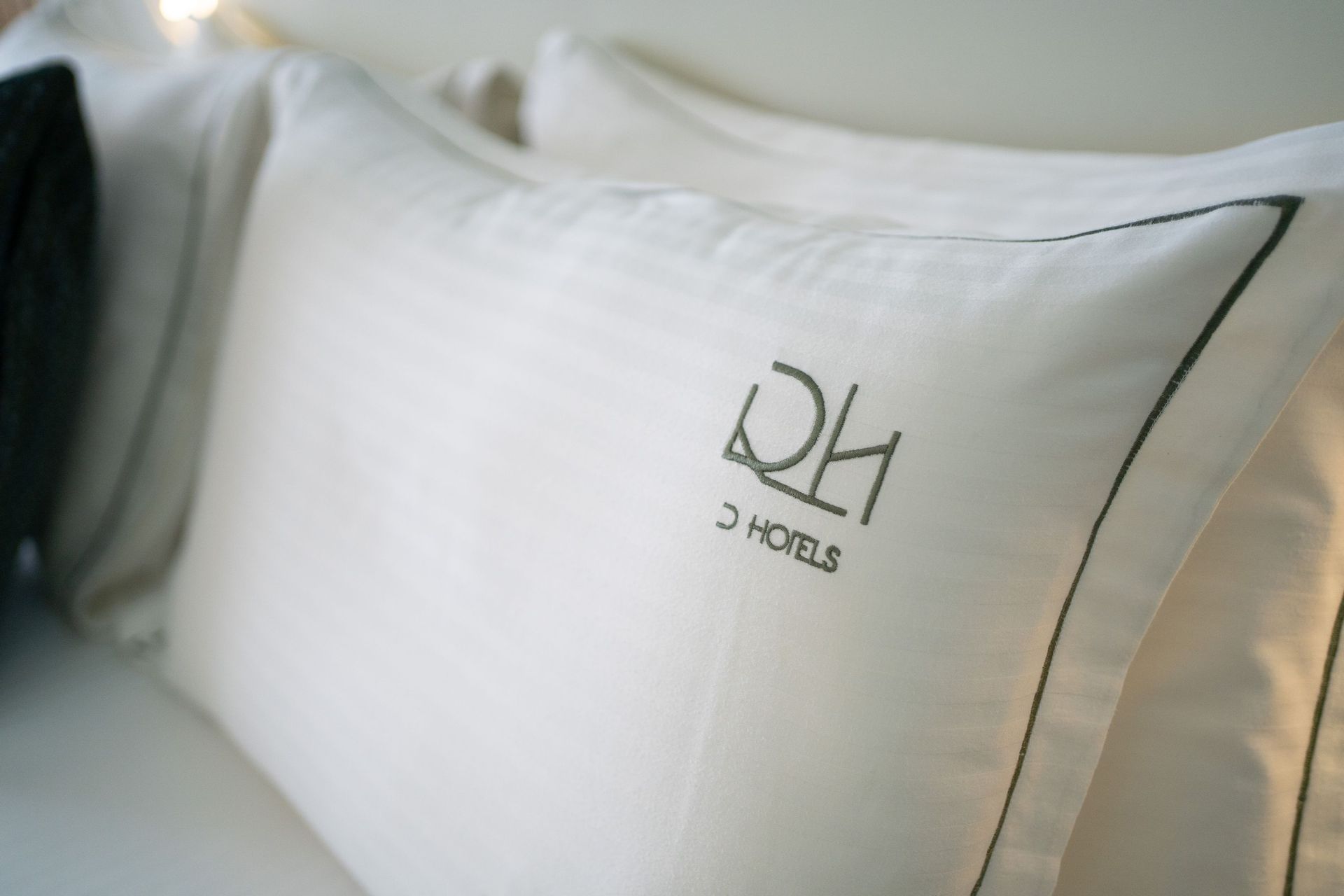 One bedroom deluxe junior suite with private pool