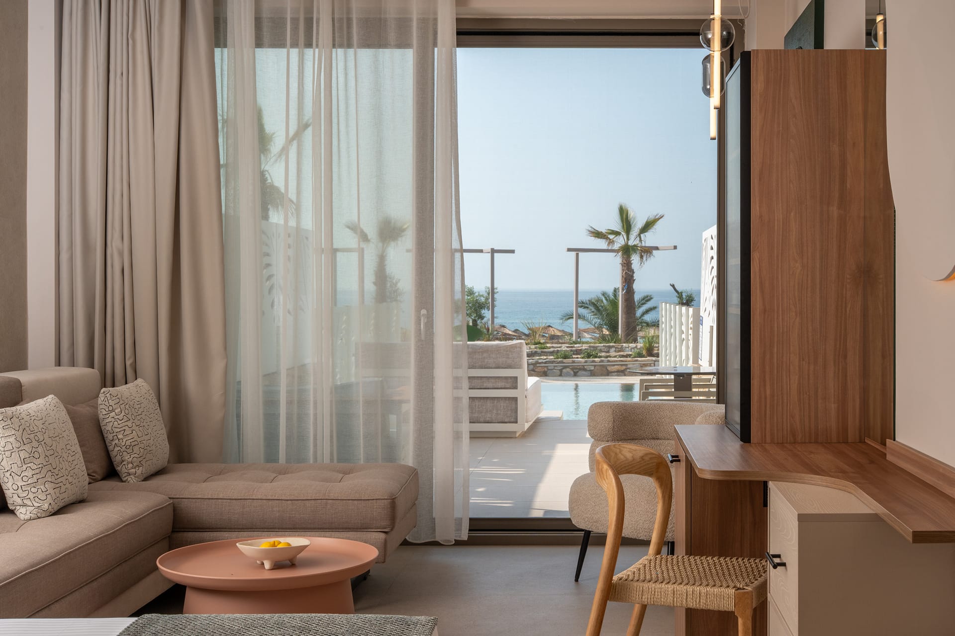 One bedroom deluxe junior suite with private pool