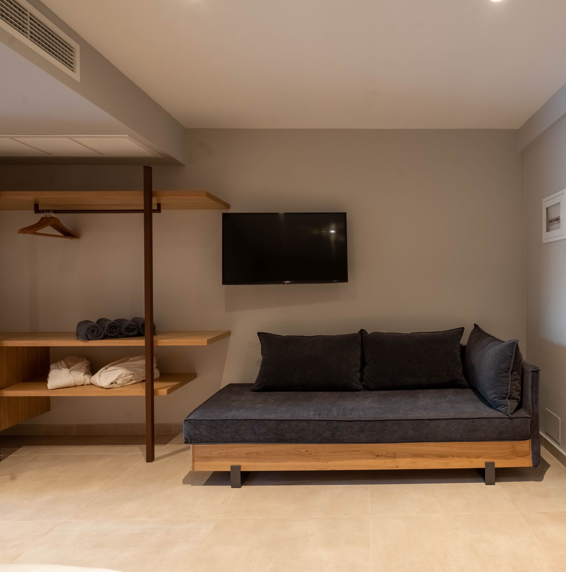 Family Suite Pool view with Sharing Pool