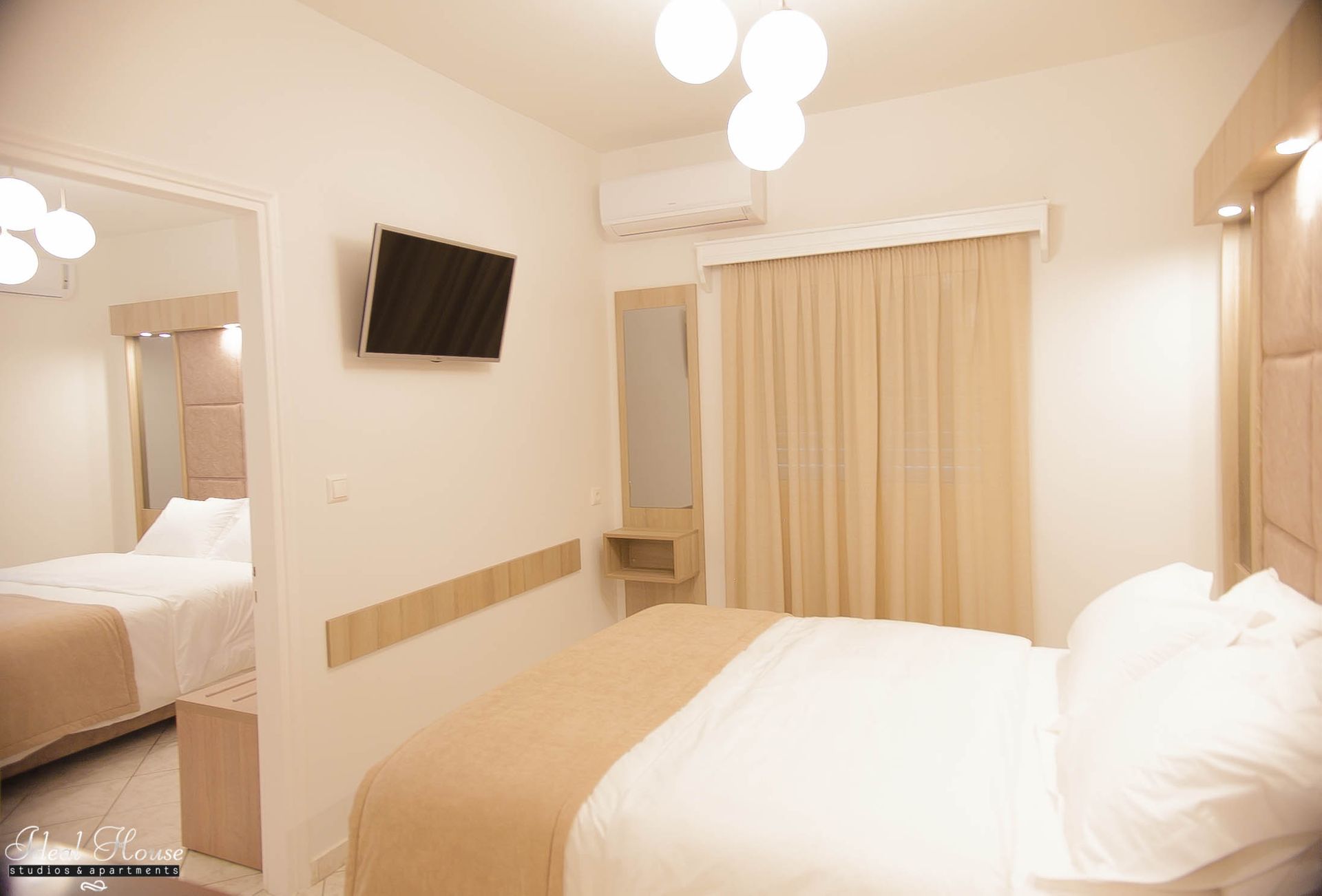 Superior Two Bedroom Apartment