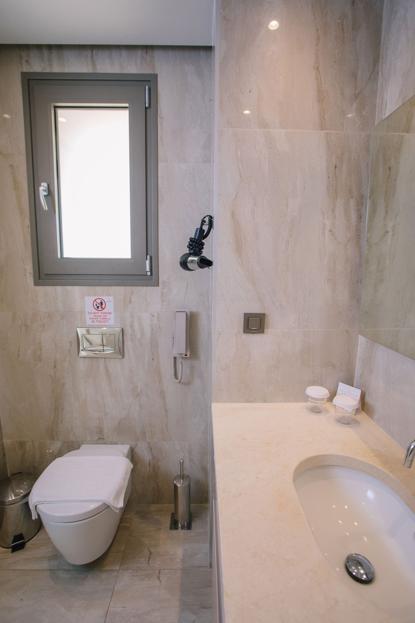 JUNIOR SUITE SWIM UP