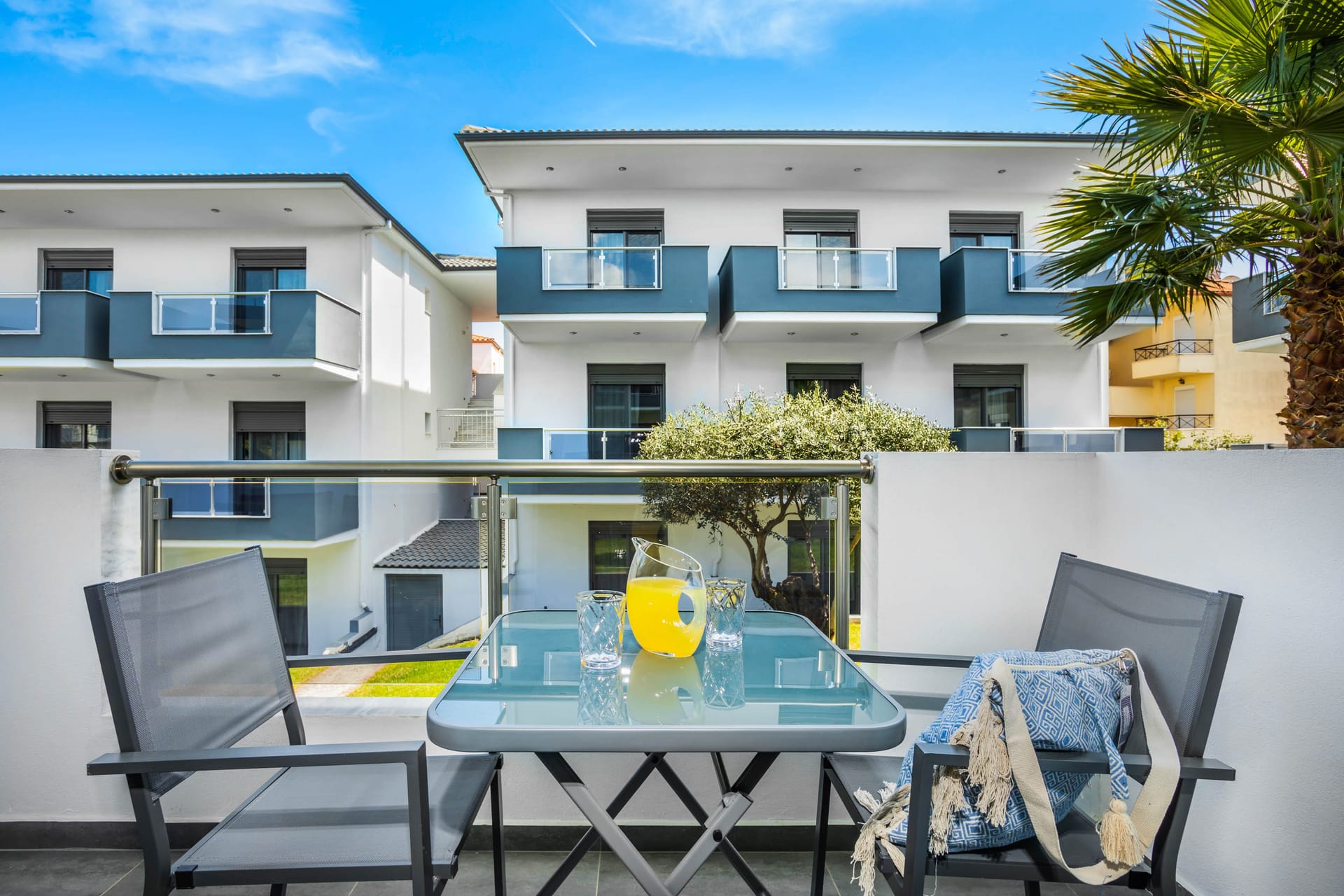 Triple Room Side Pool View