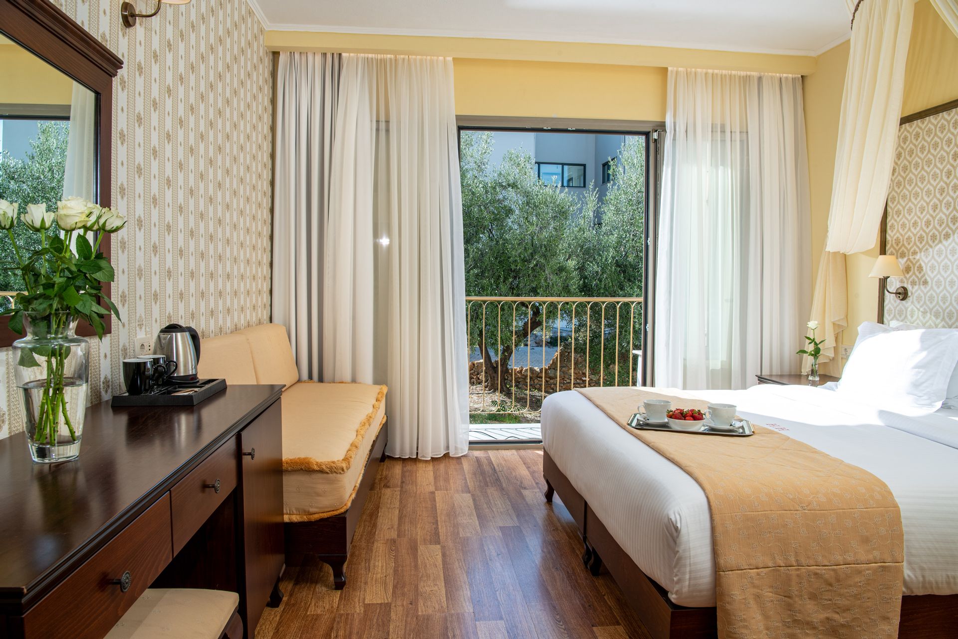 Triple Room