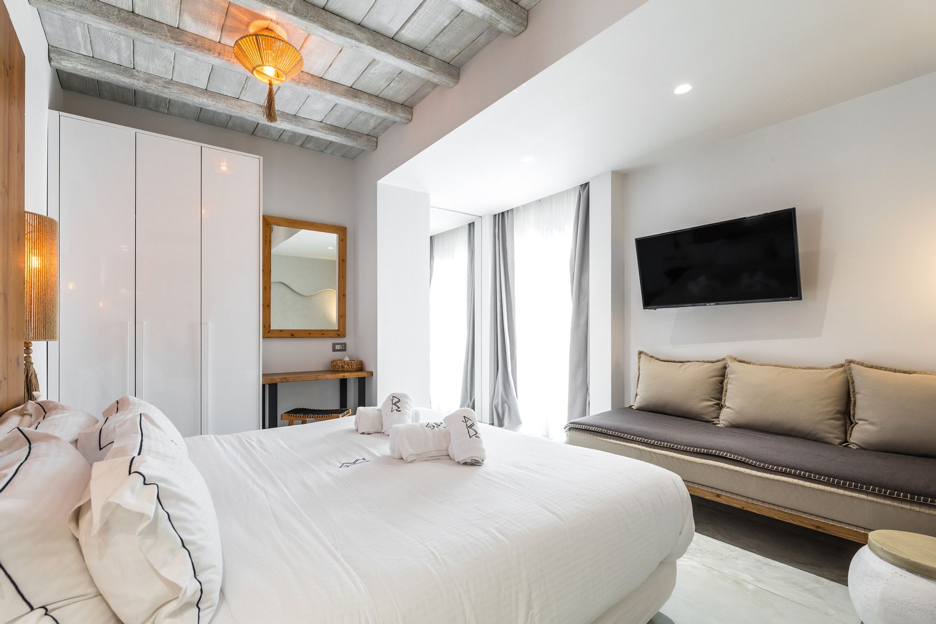 Triple Suite | Private Pool