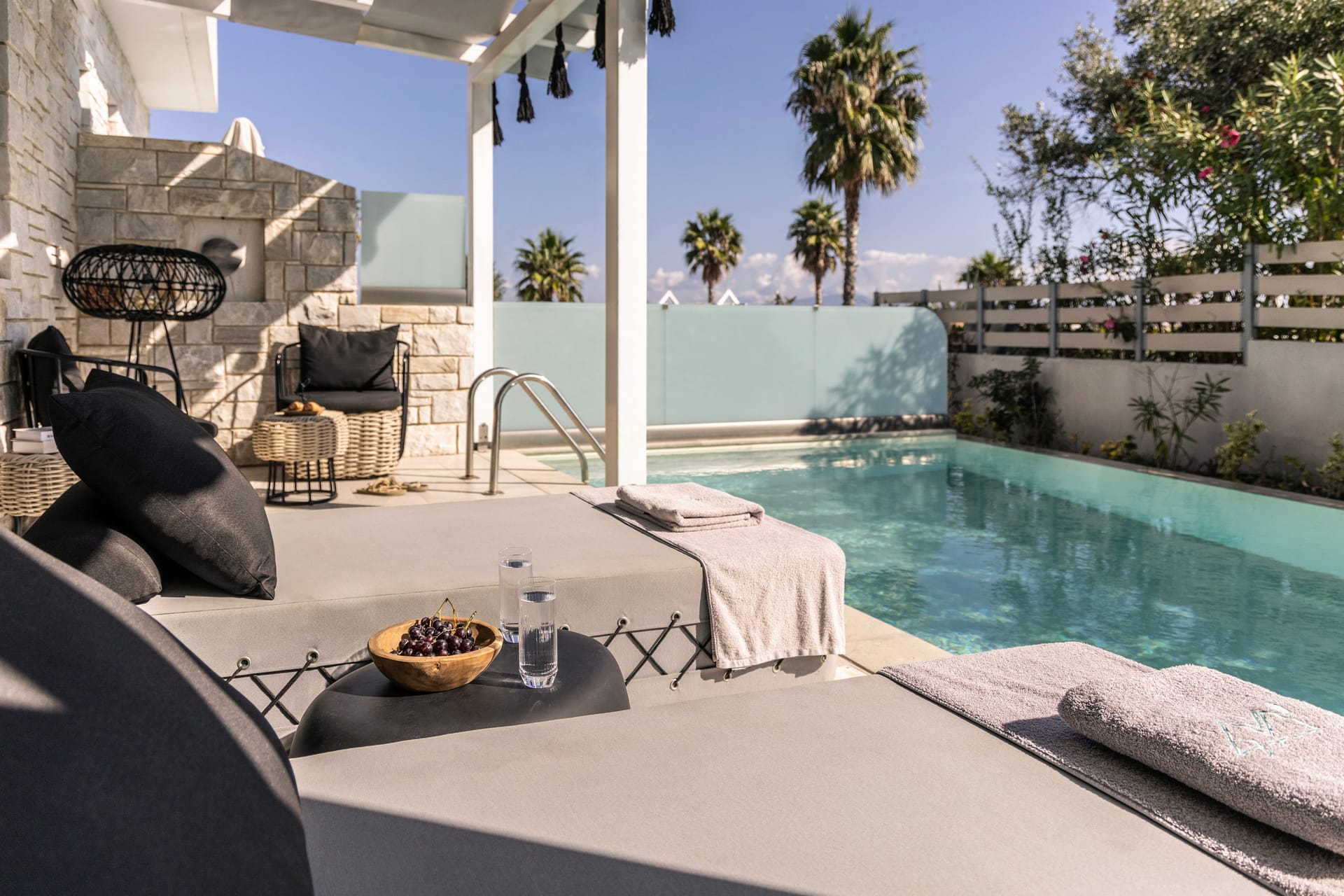 Double Suite Side Sea View | Private Pool