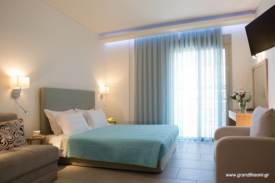 Quadraple Sea Side Room