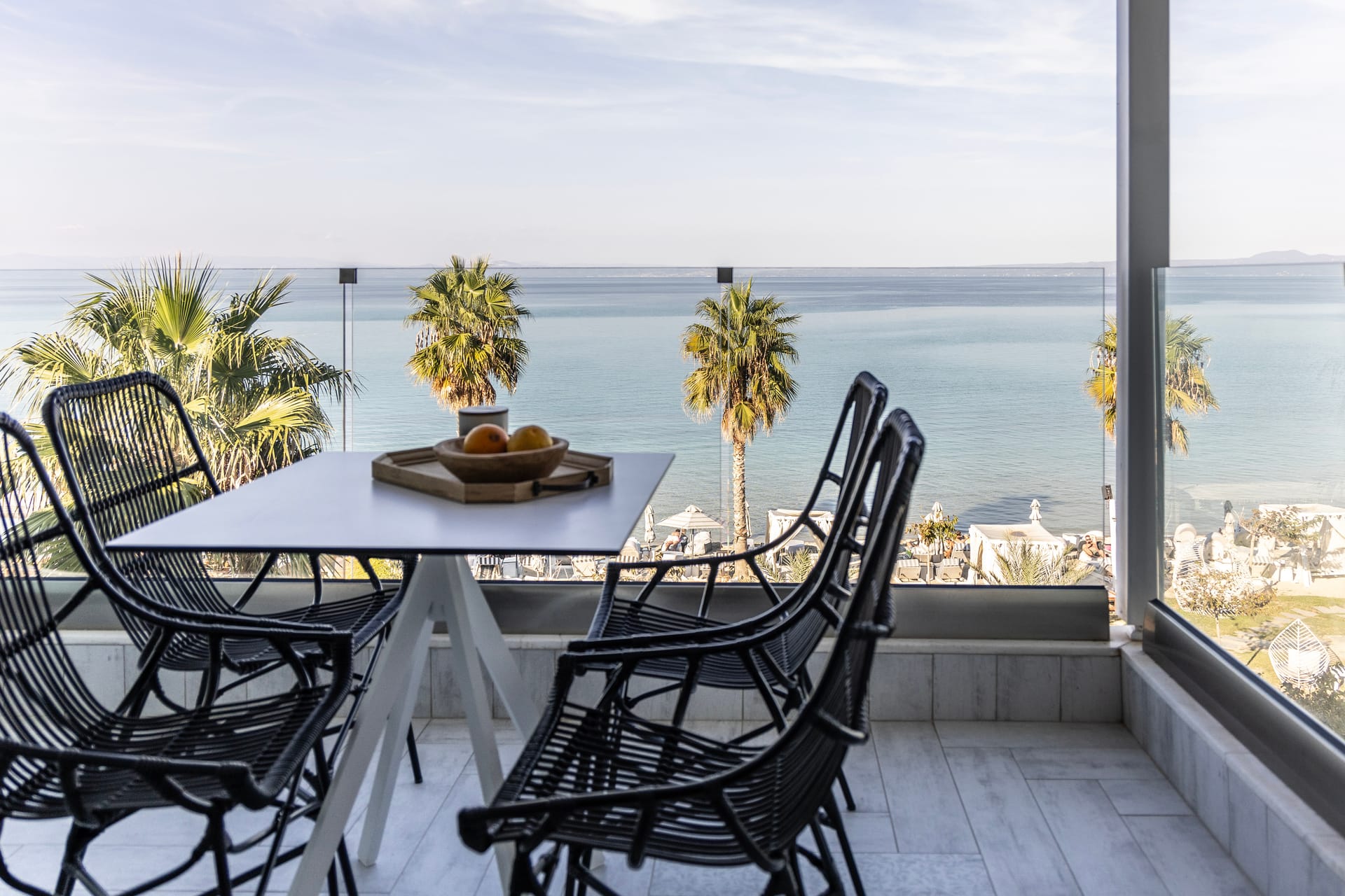 2 Level Suite | Sea View