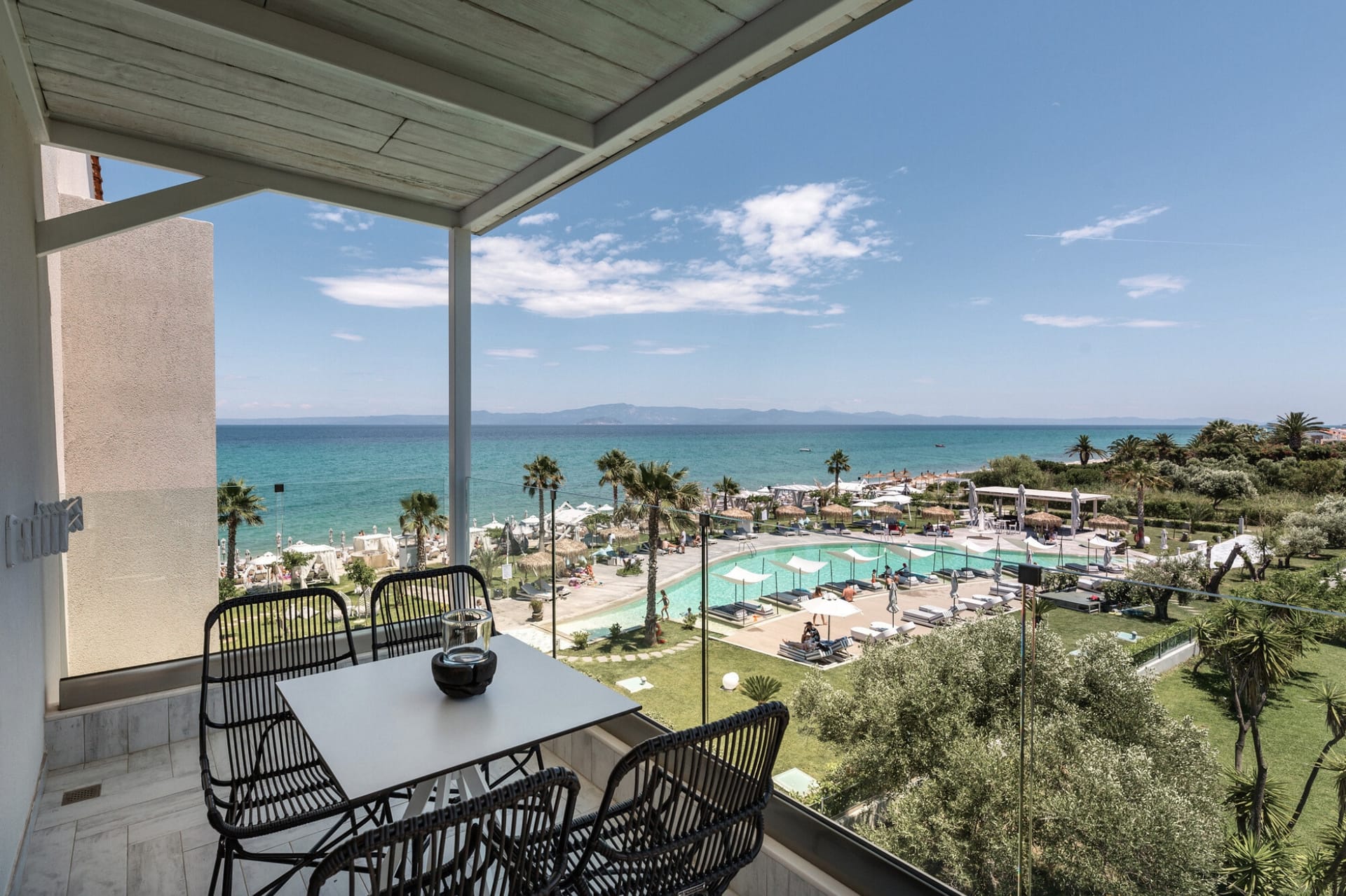 2 Level Suite | Sea View