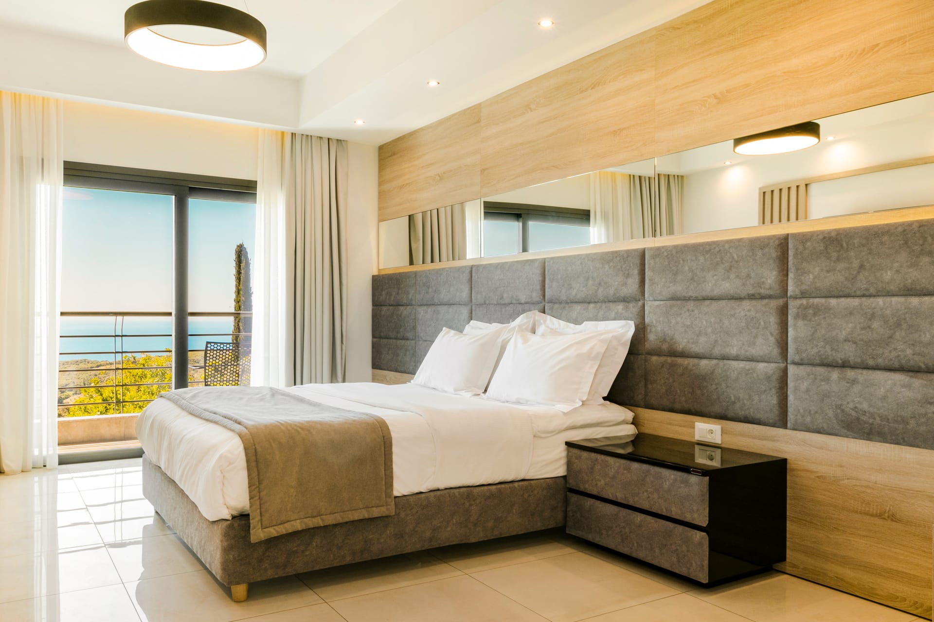 Honeymoon Suite with Sea View