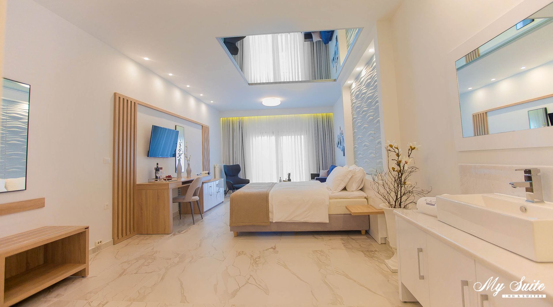 Honeymoon Suite with Sea View