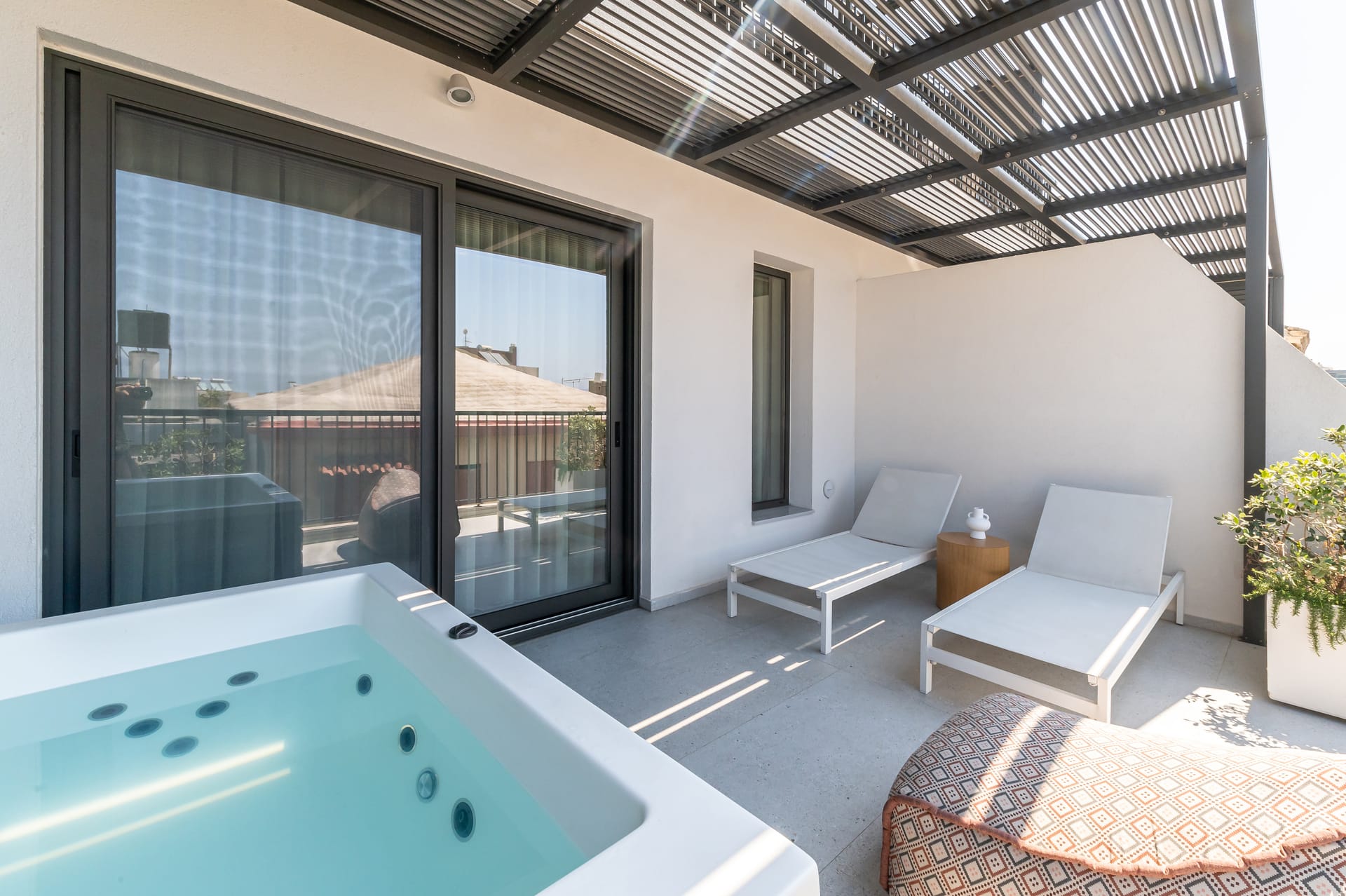 Junior Suite with Outdoor Jetted Tub