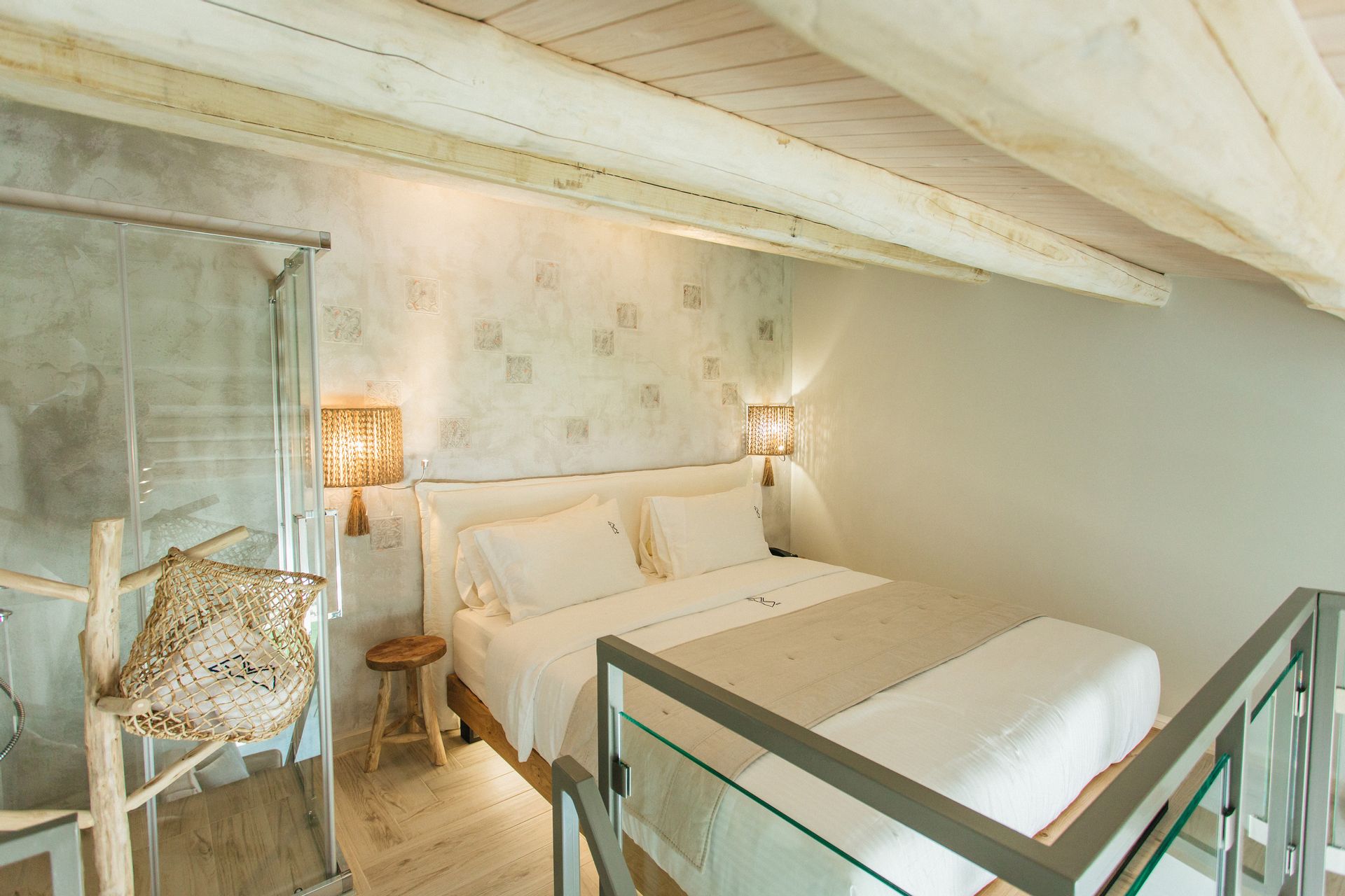 2 Level Suite Sea View | Outdoor Jacuzzi