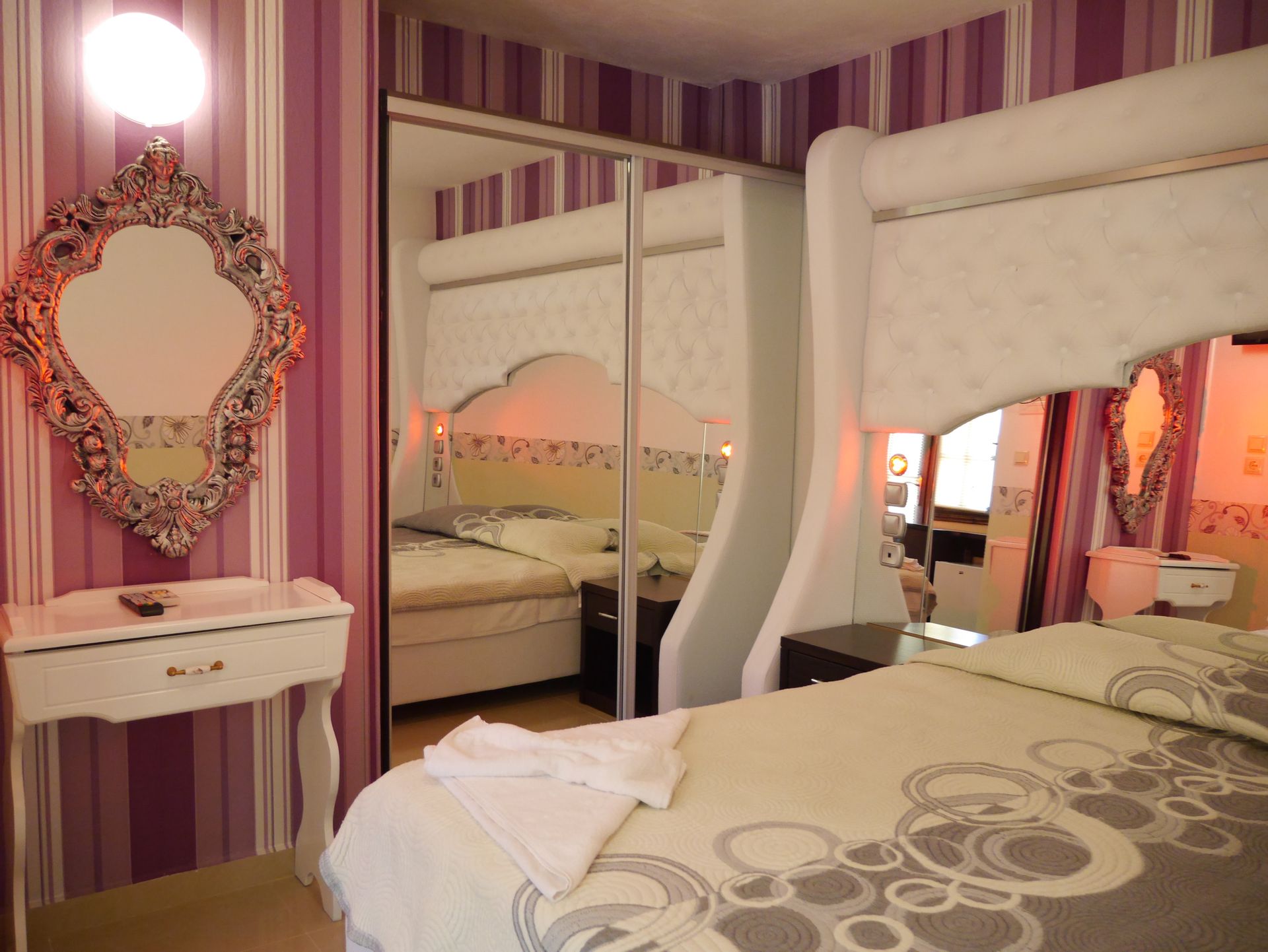 Standard Room with Garden View