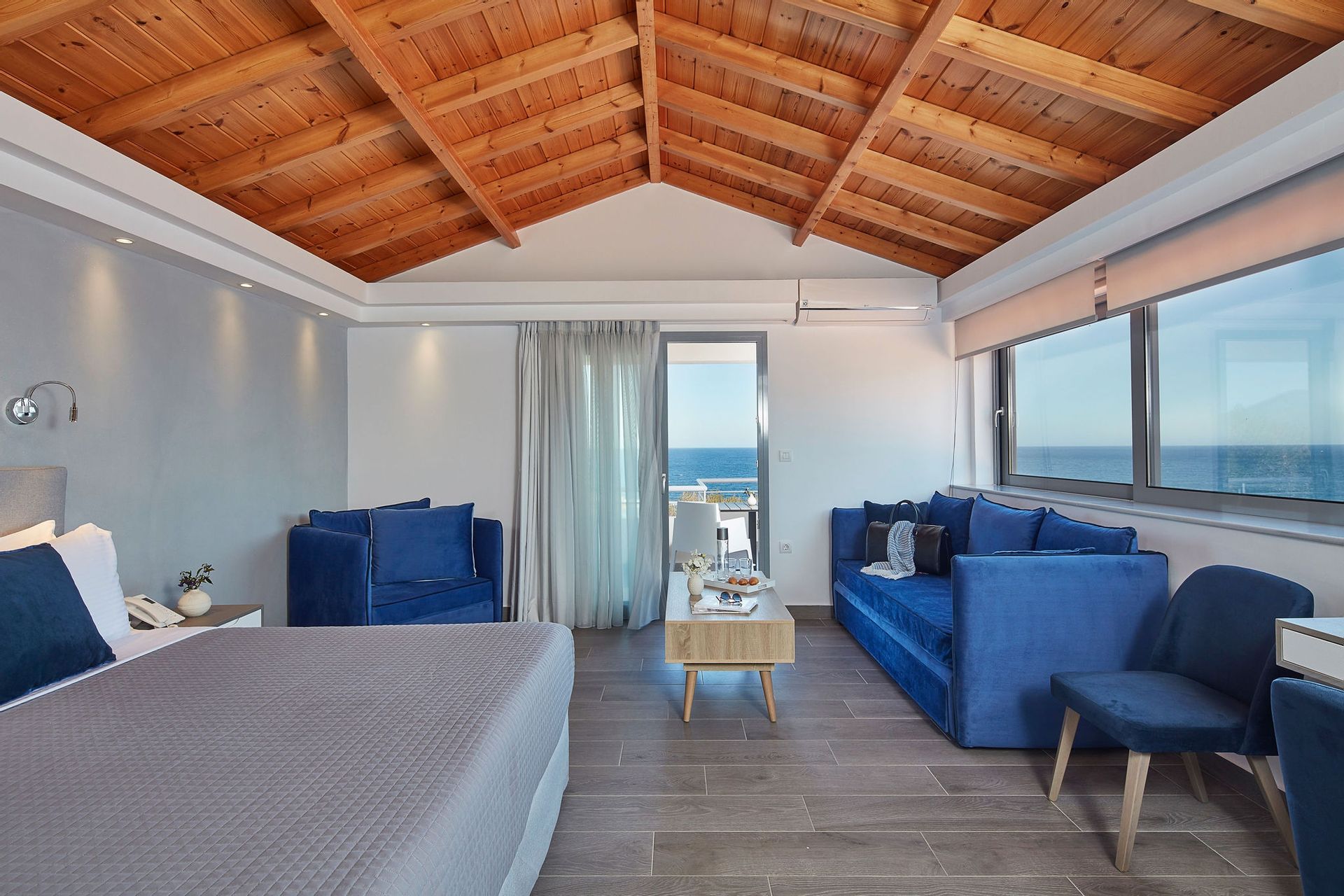 Signature Suite Sea View