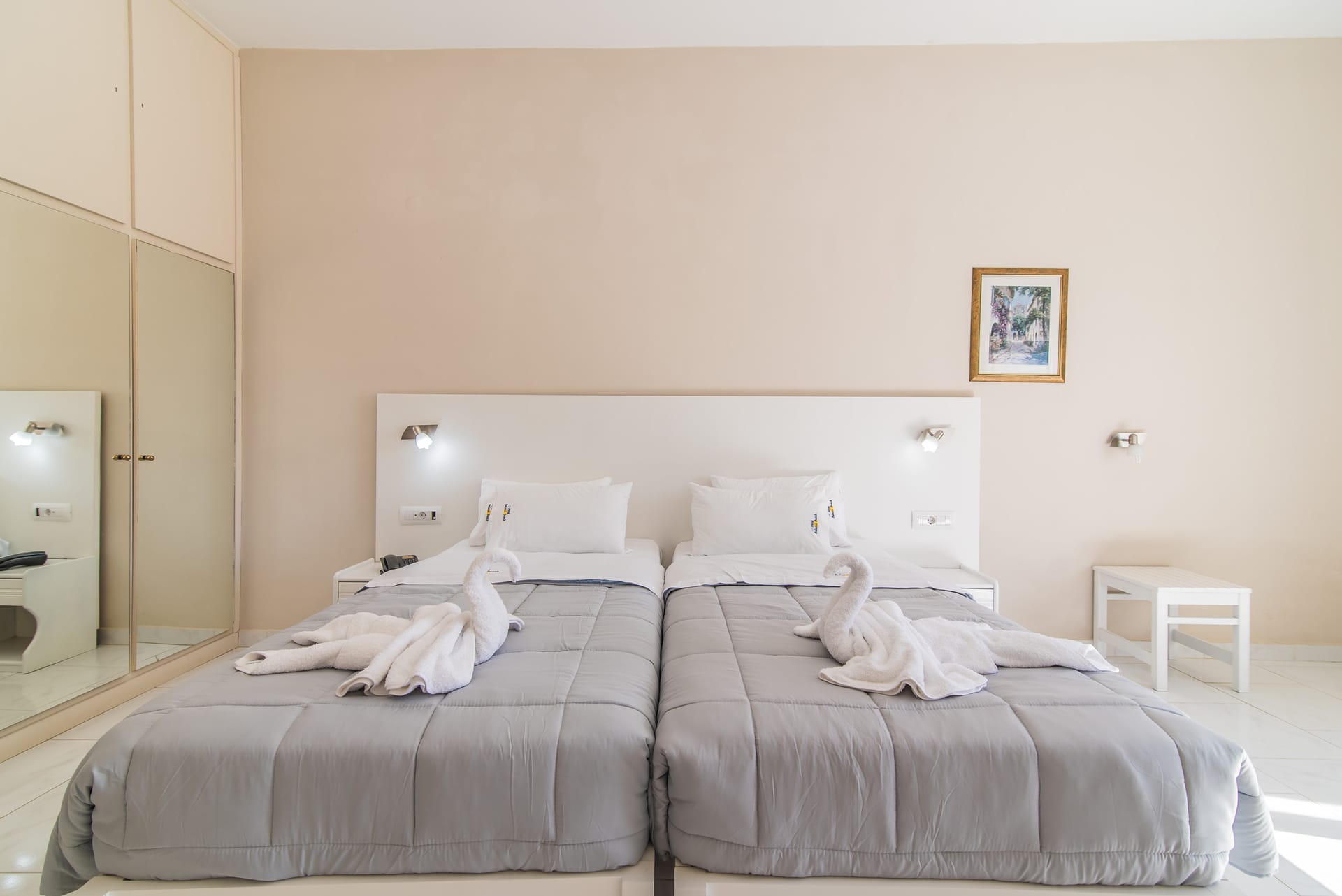 Standard Room with Garden View