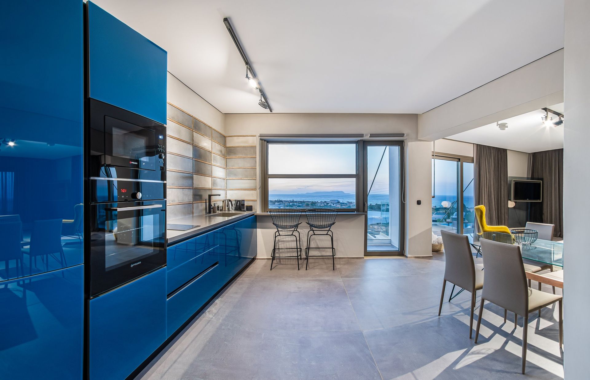 Two Bedroom Suite with Sea View