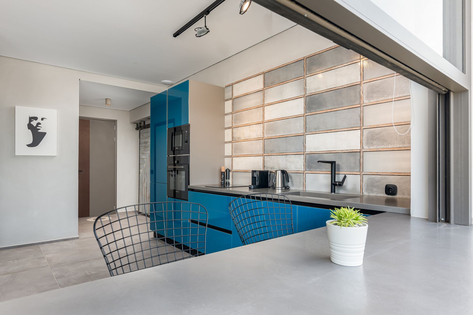 Two Bedroom Suite with Sea View